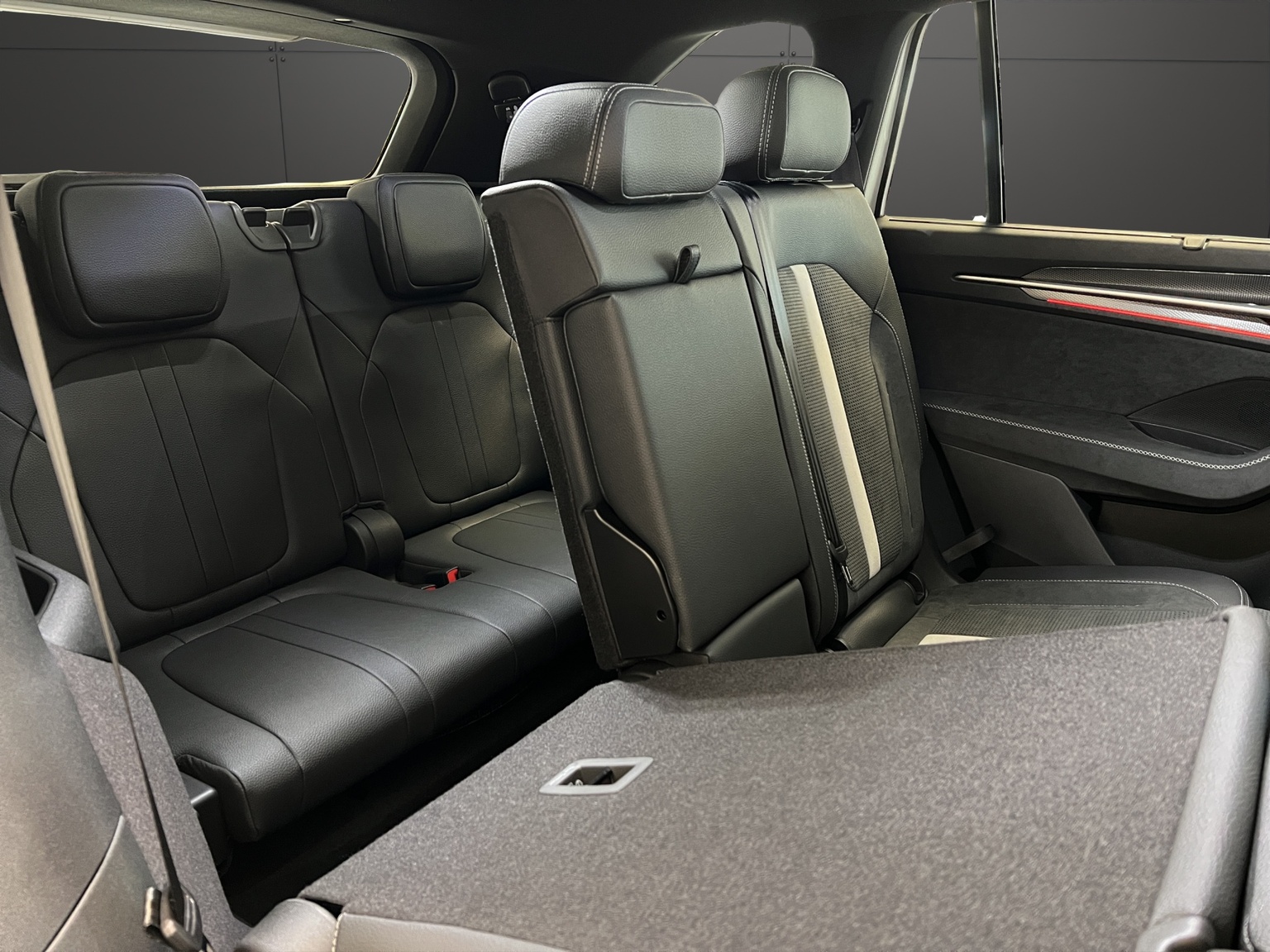 SKODA Kodiaq 2.0 TSI Sportline 4x4-image-12