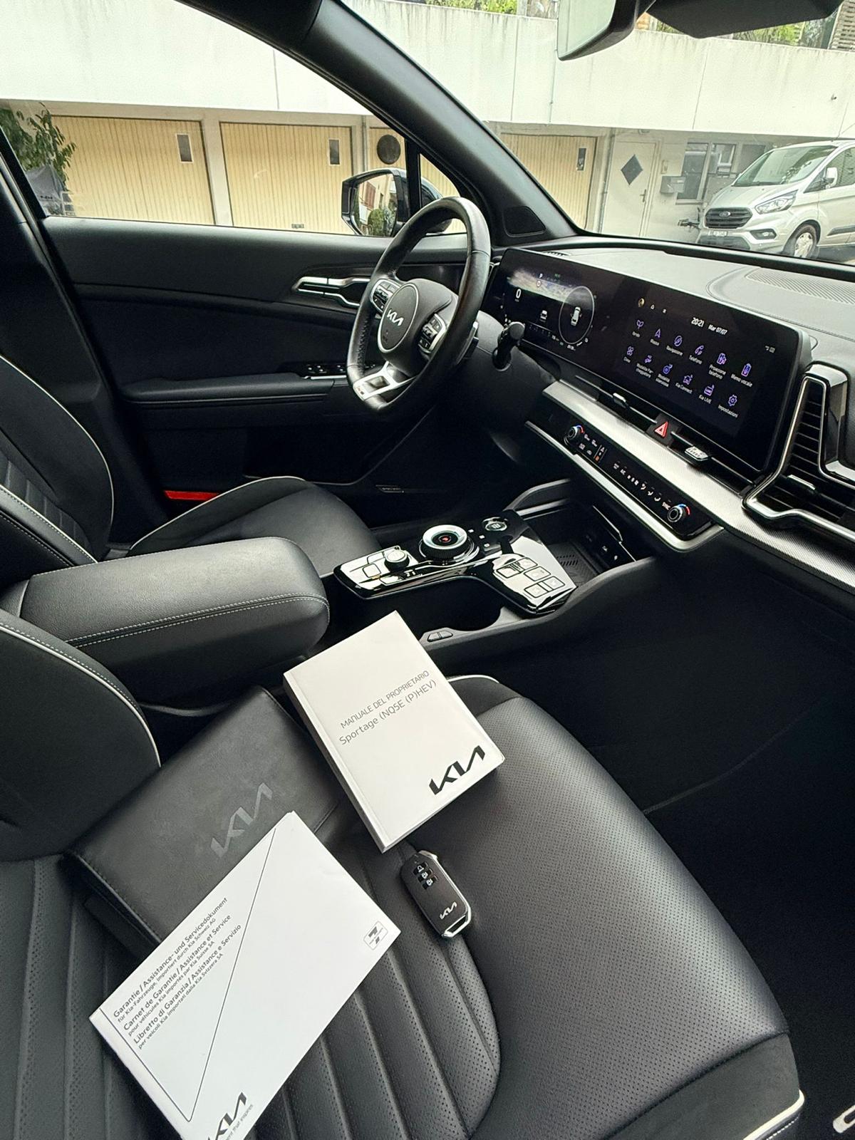 KIA Sportage 1.6T-GDi HEV GT-Line 4x4 A-image-1