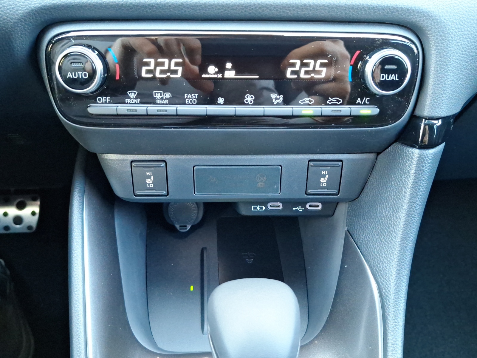 TOYOTA Yaris 1.5 VVT-i HSD GR Sport-image-12