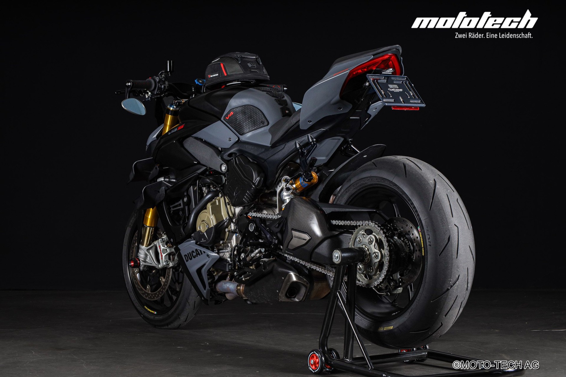 DUCATI Streetfighter V4 S-showroom-element-3