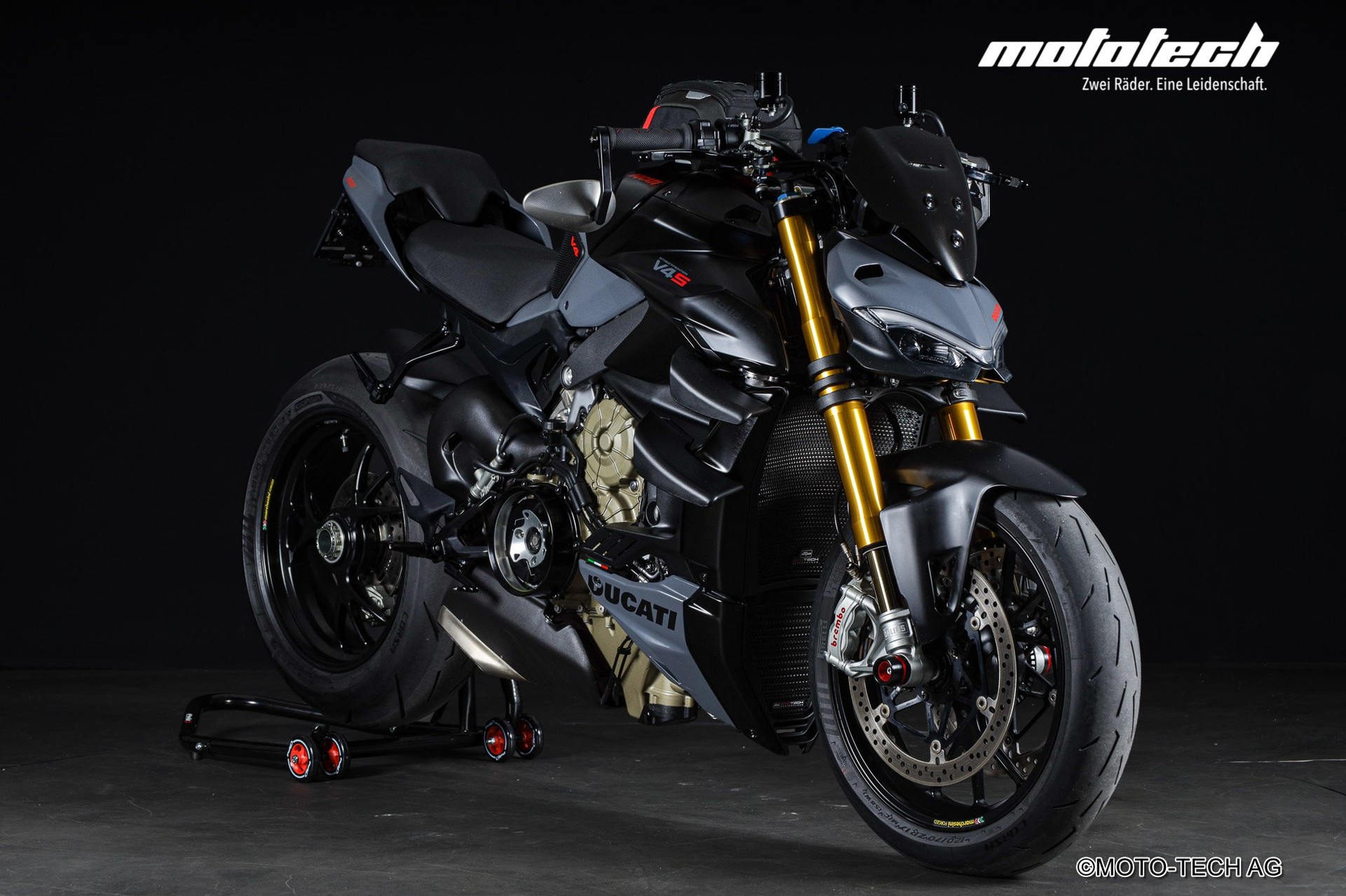 DUCATI Streetfighter V4 S