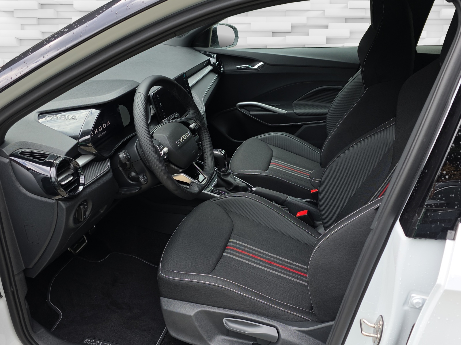 SKODA Fabia 1.5 TSI Motorsport DSG-image-4