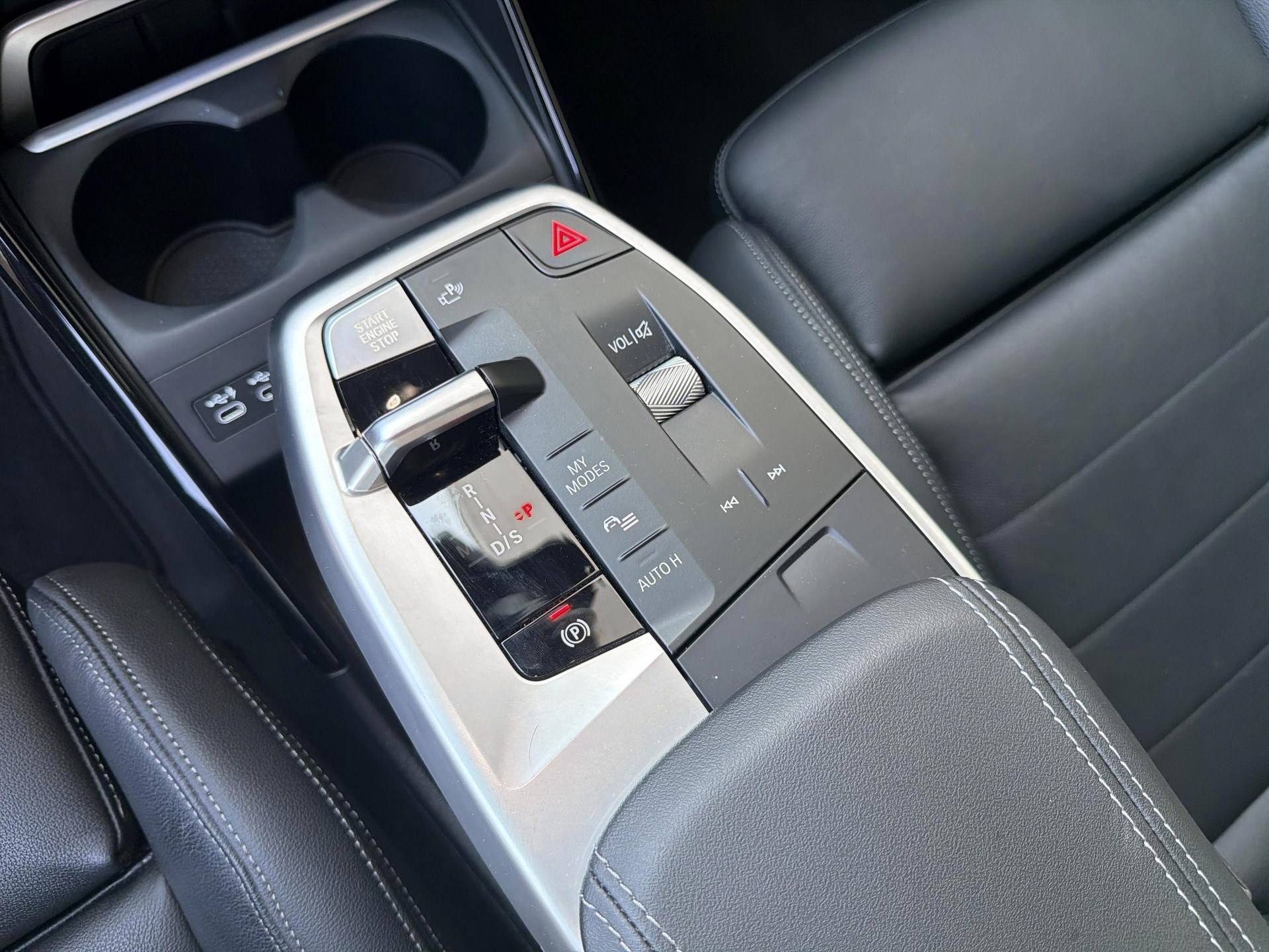 BMW 223i xDrive M Sport-image-11