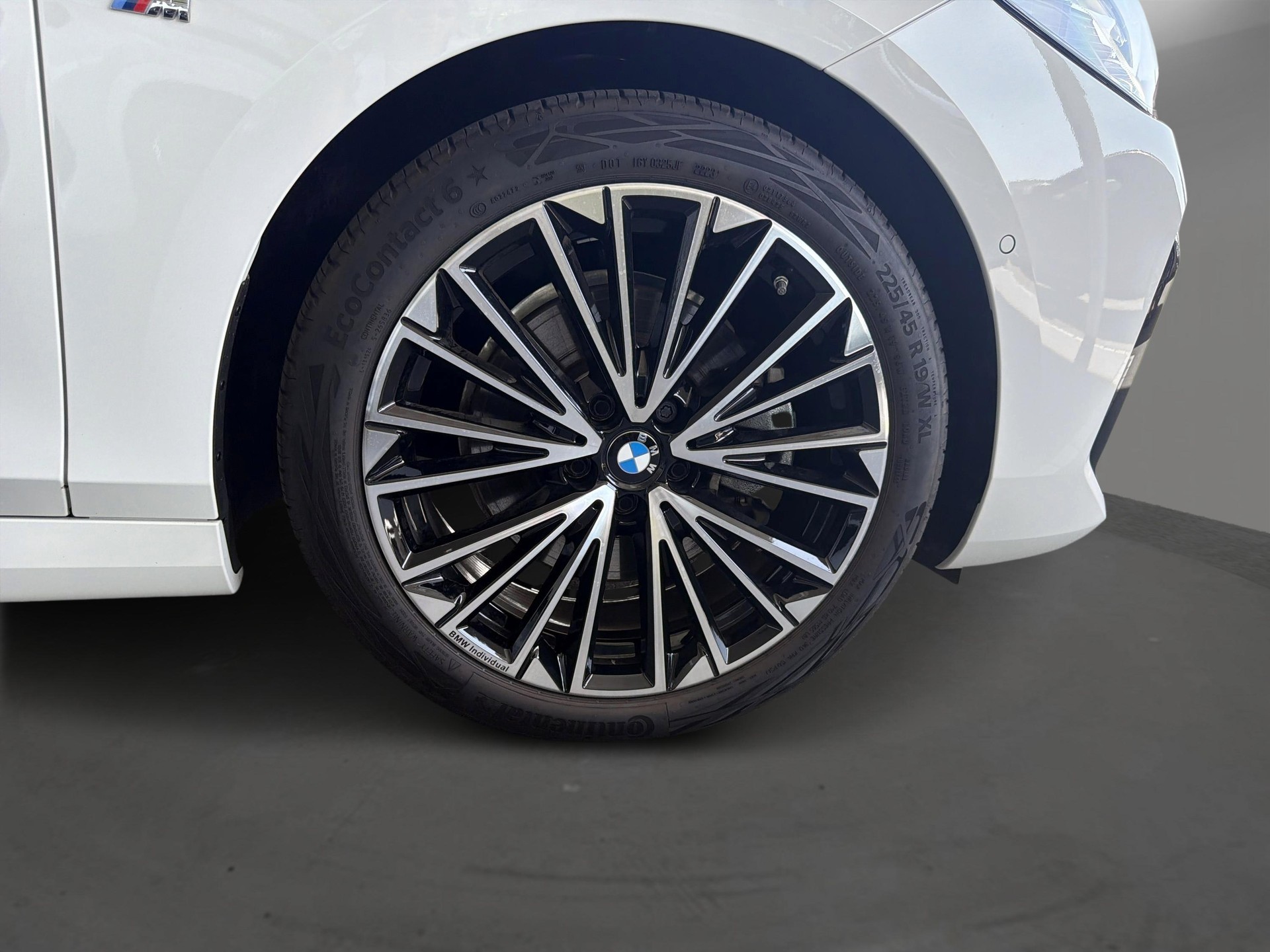 BMW 223i xDrive M Sport-image-6