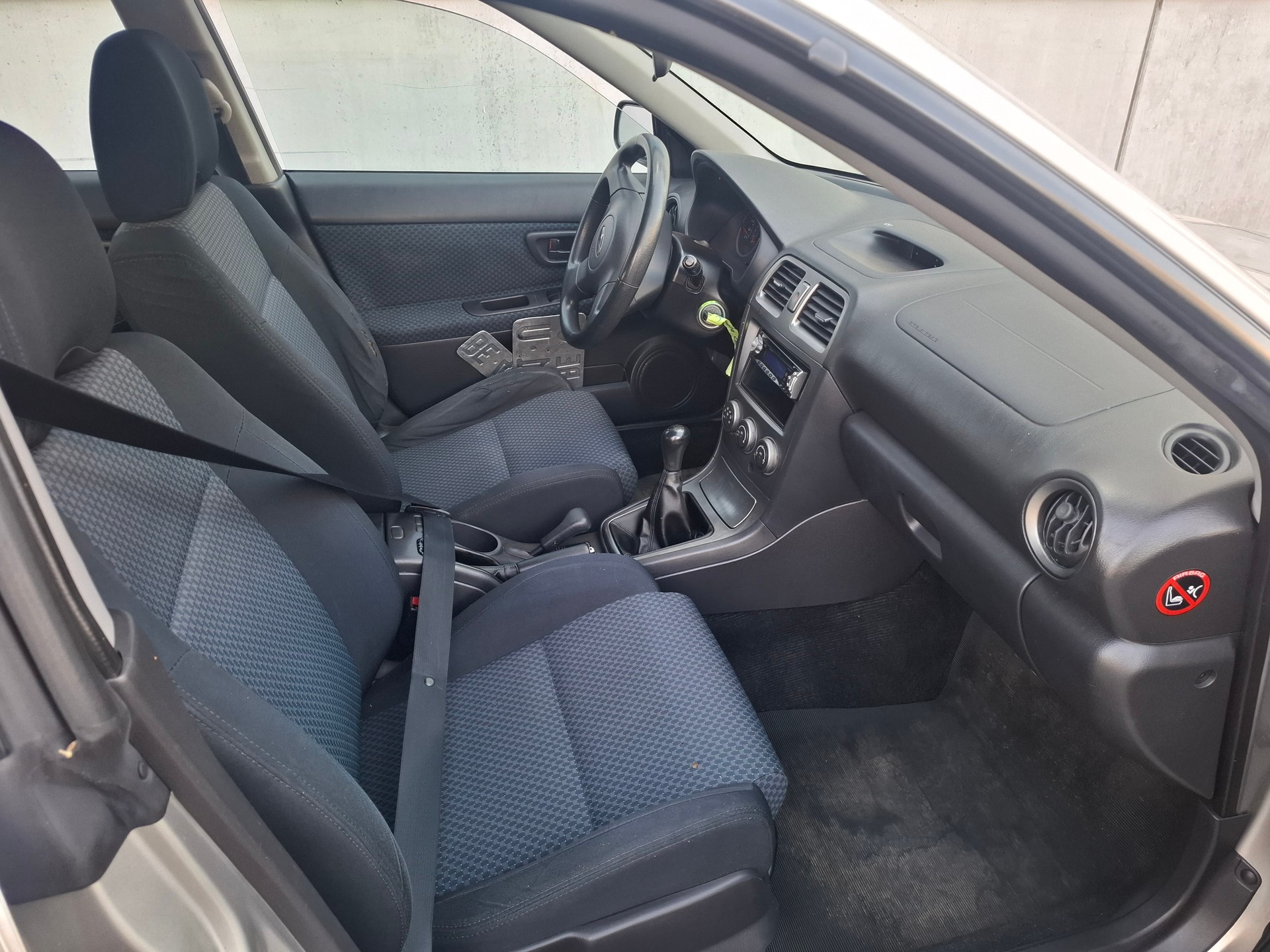 SUBARU Impreza 1.6-image-5