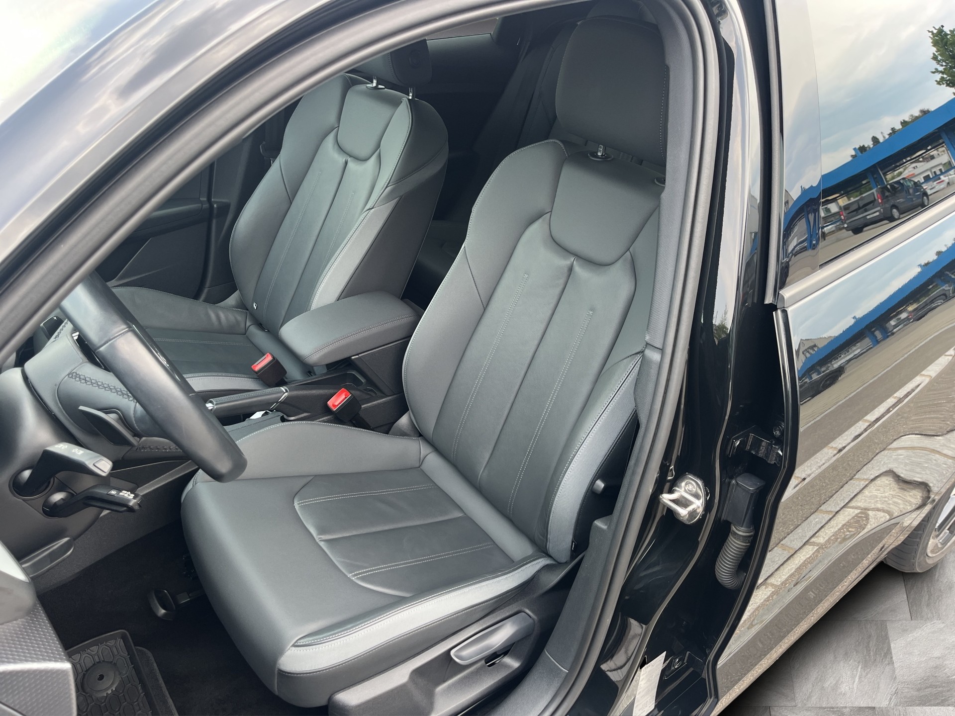 AUDI A1 Sportback 35 TFSI adv. S-tronic *Navi, Optik schwarz, vitual cockpit, Acc Tempomat*-image-9