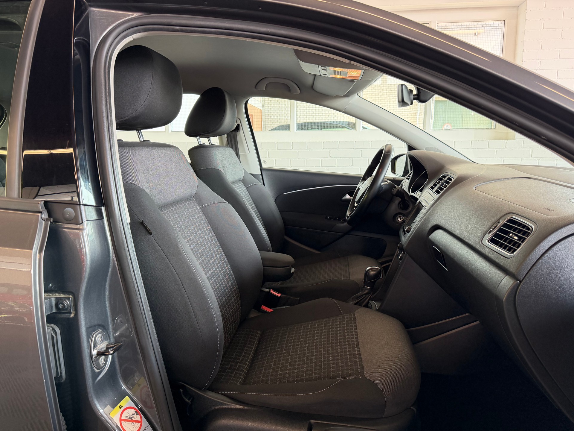 VW Polo 1.2 TSI BMT Comfortline DSG-image-6