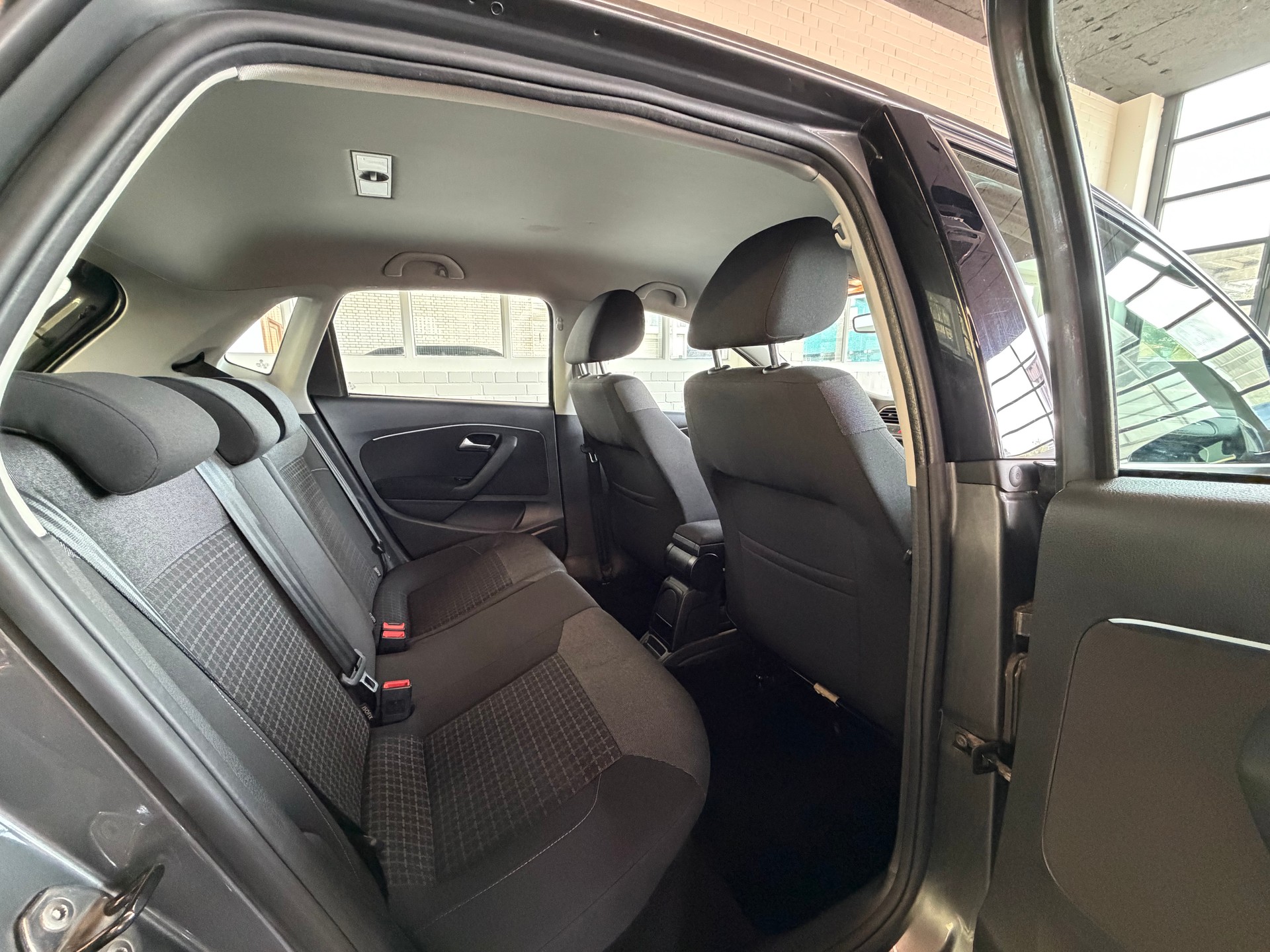 VW Polo 1.2 TSI BMT Comfortline DSG-image-7