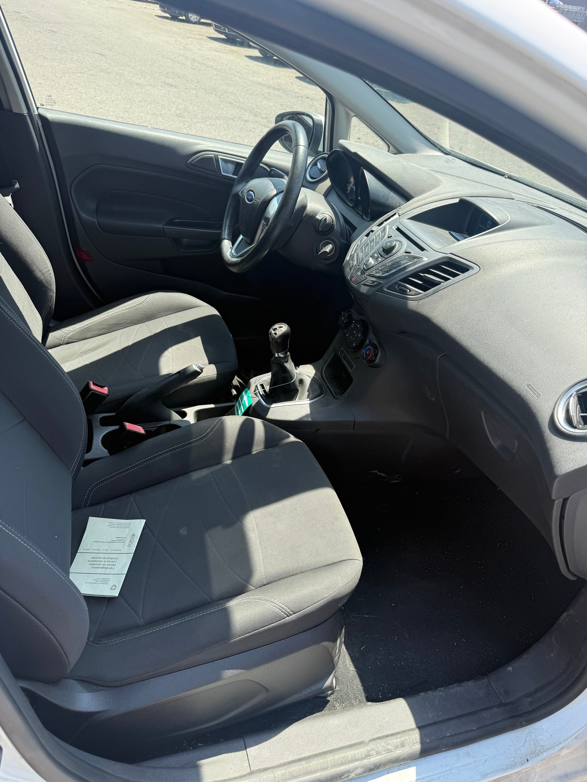 FORD Fiesta 1.0 SCTi Trend-image-8