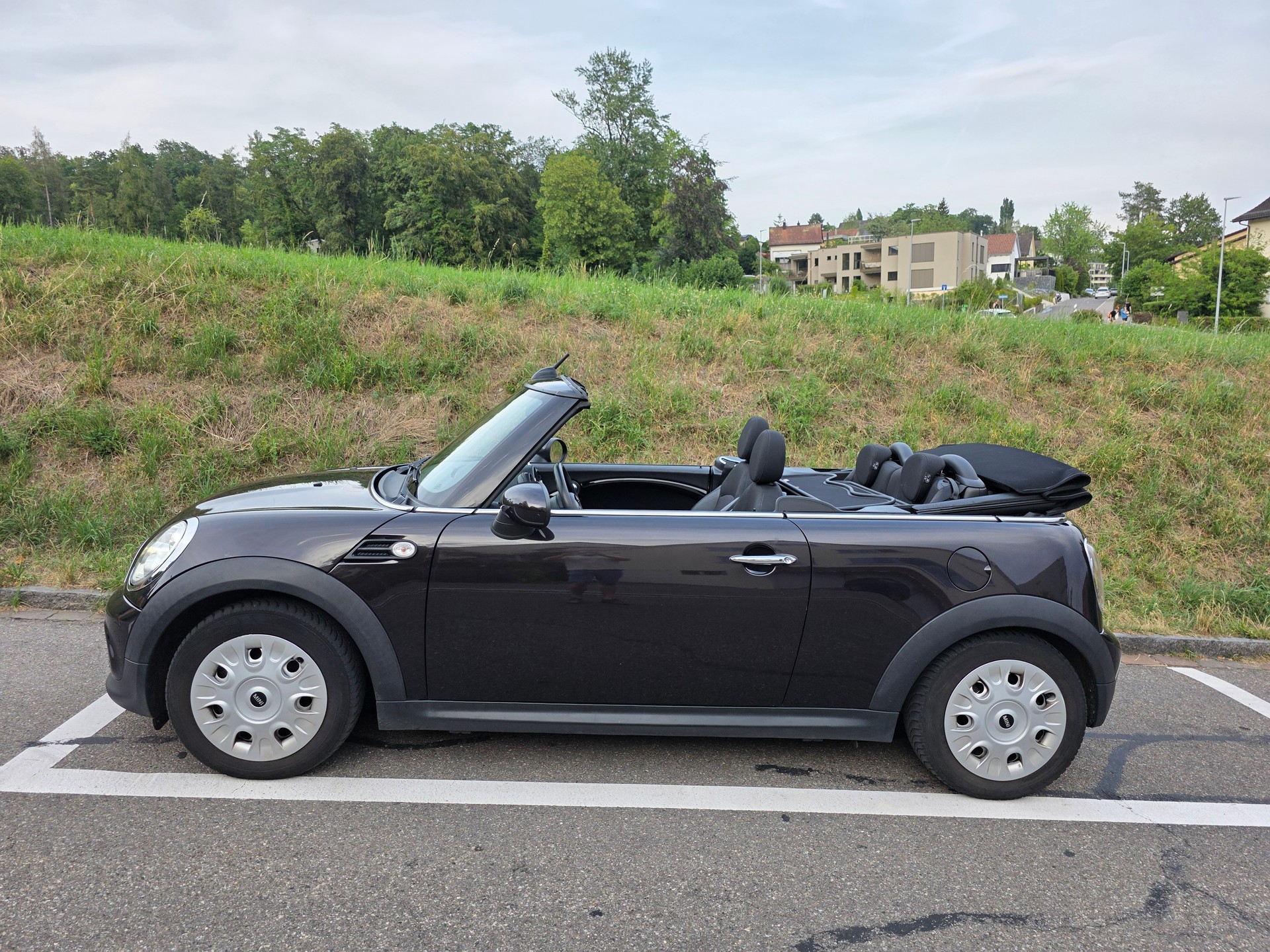 MINI CABRIO-image-16