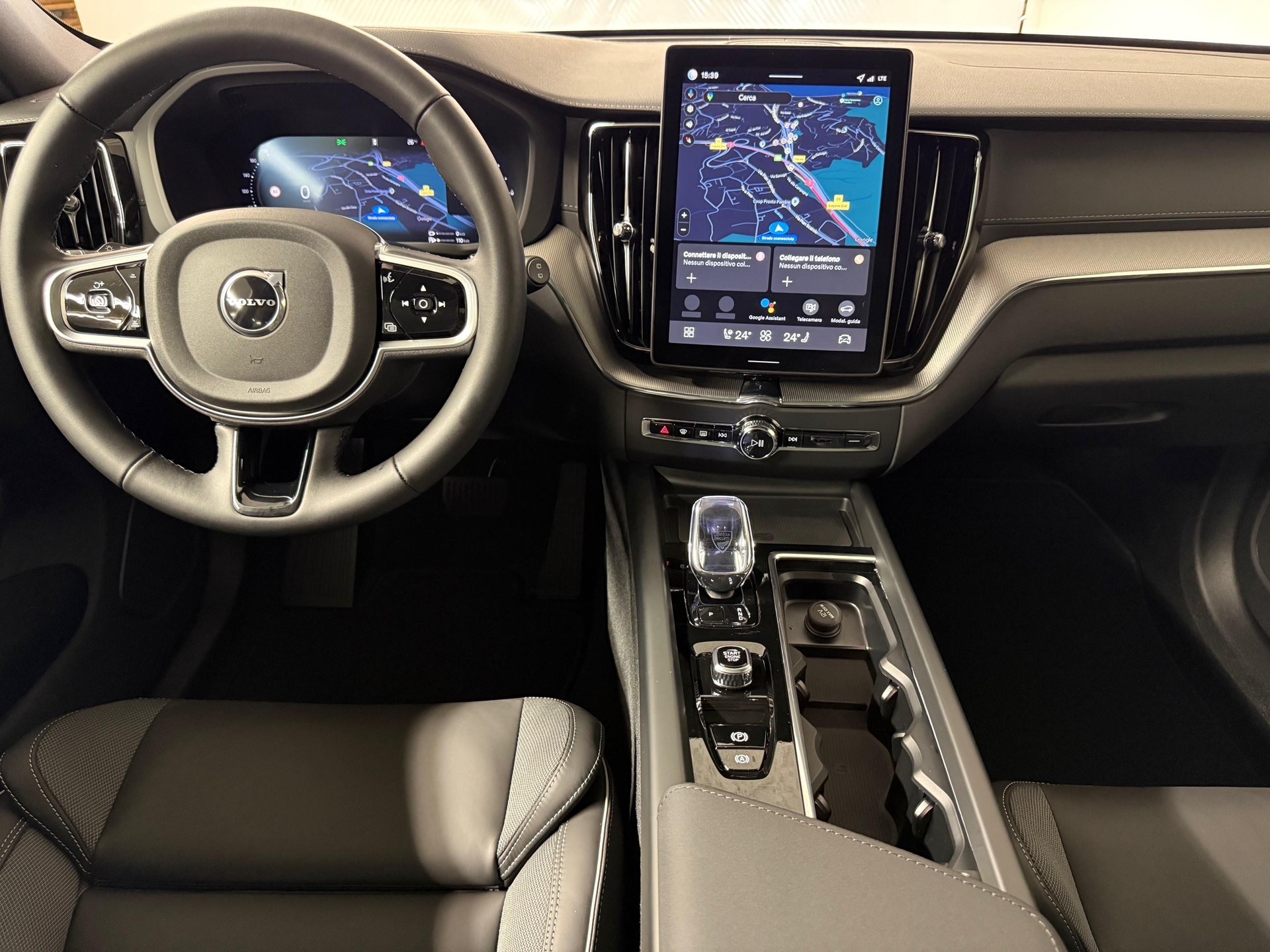 VOLVO XC60 2.0 T8 TE Black Edition eAWD-image-6