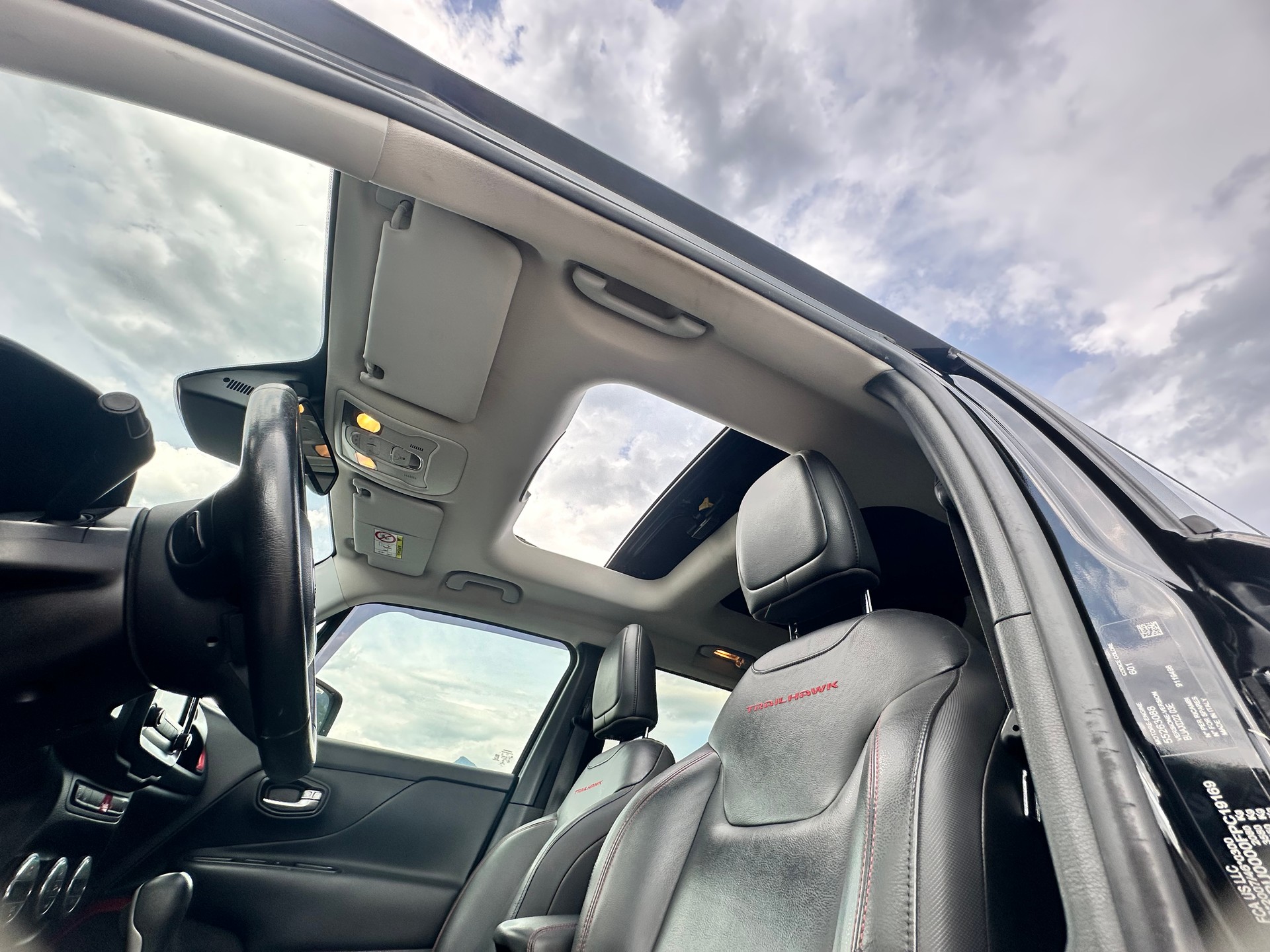 JEEP Renegade 2.0 CRD Trailhawk AWD + Low Range 9ATX-image-9