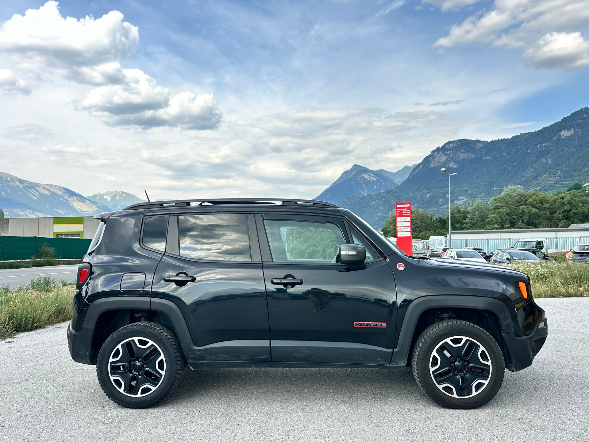 JEEP Renegade 2.0 CRD Trailhawk AWD + Low Range 9ATX-image-6
