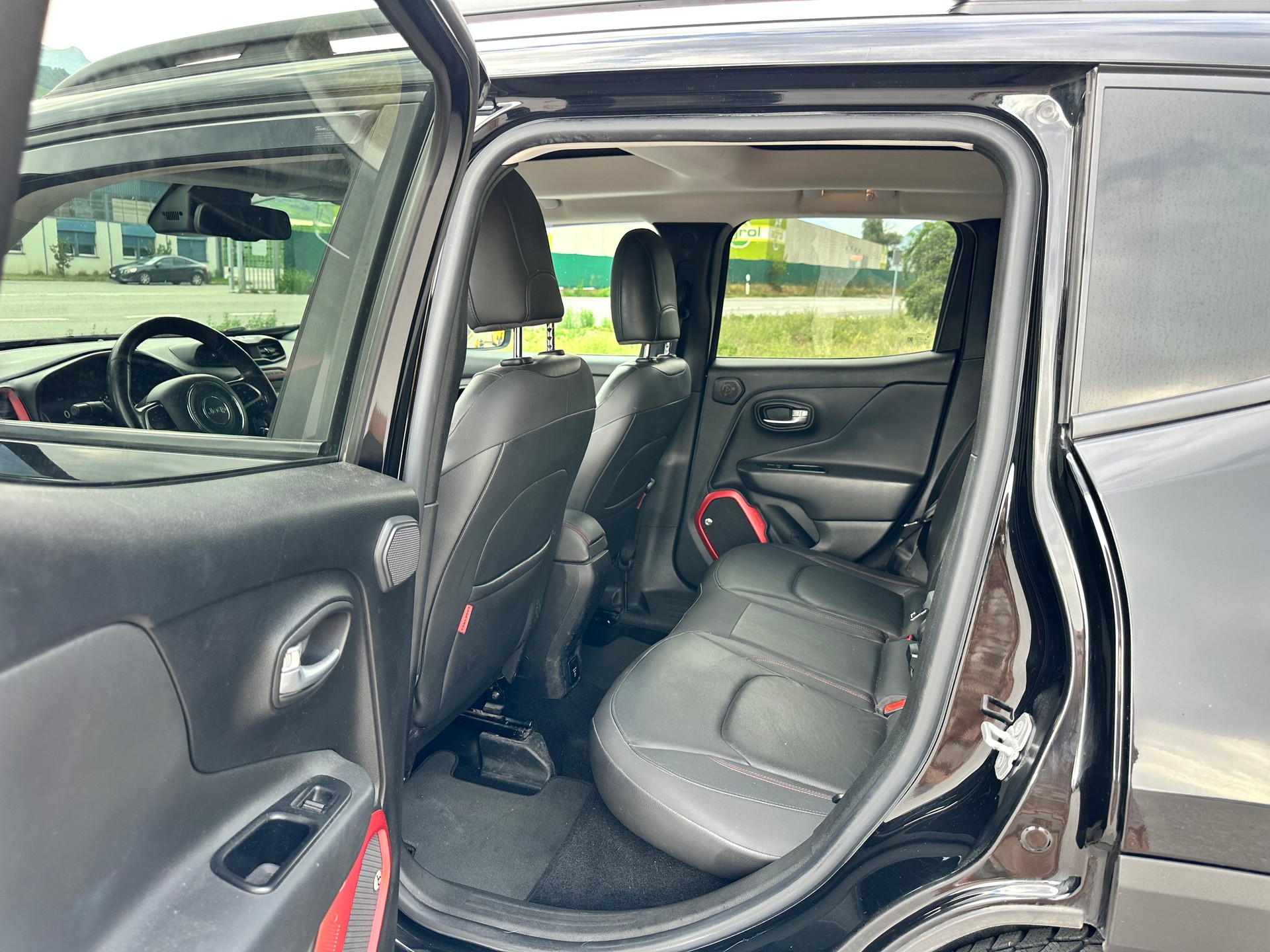 JEEP Renegade 2.0 CRD Trailhawk AWD + Low Range 9ATX-image-15
