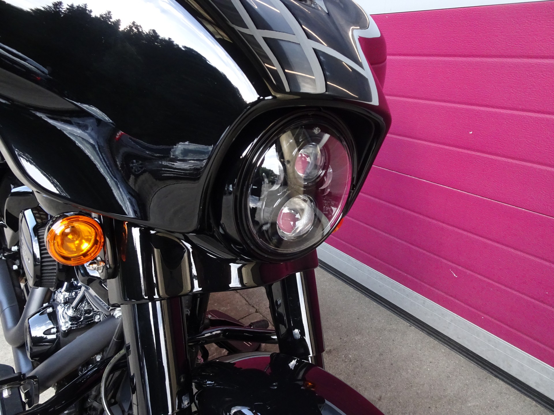 HARLEY-DAVIDSON FLHXS Street Glide Special Black Finish 114-image-11