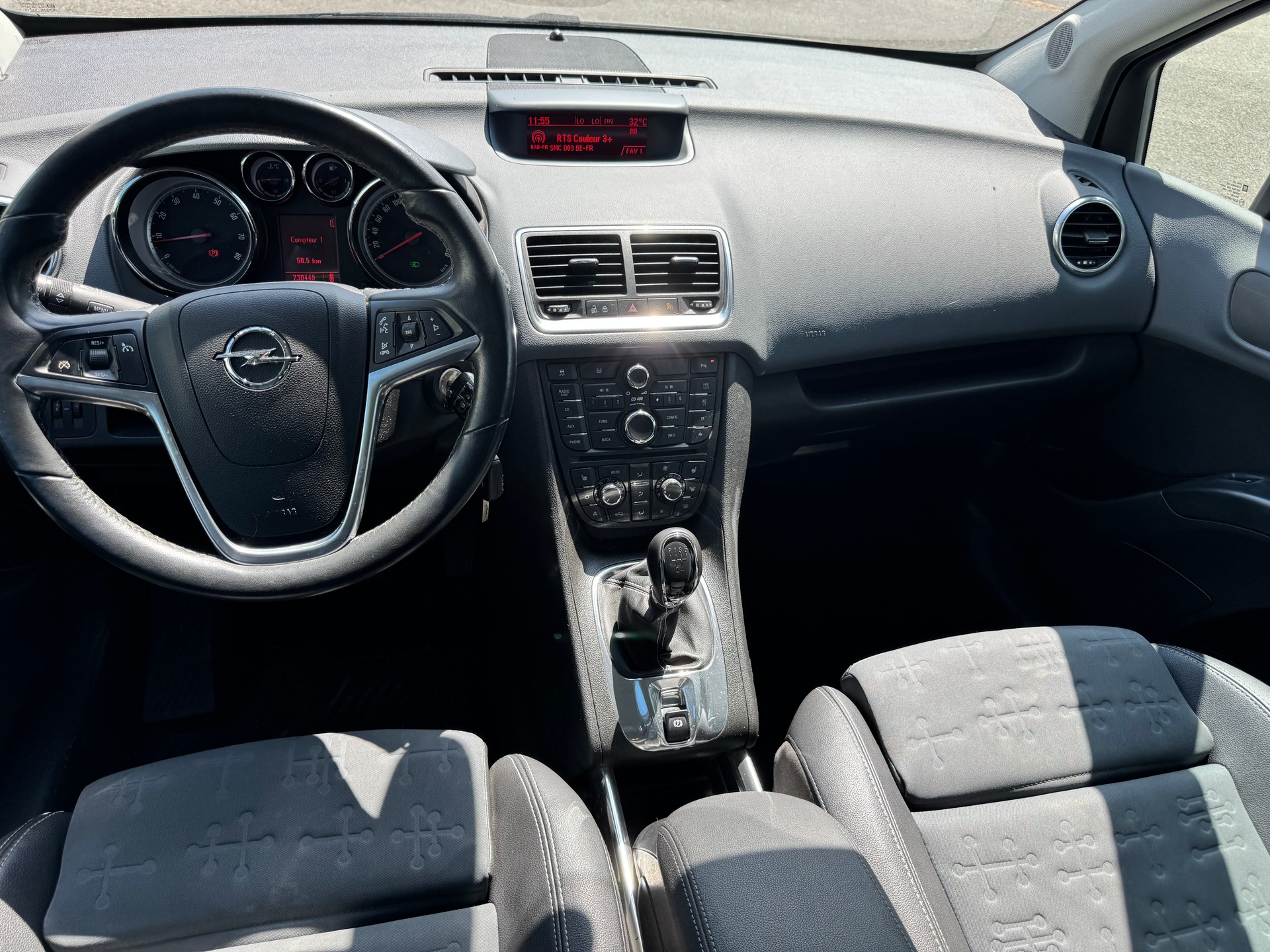 OPEL Meriva 1.4 Turbo Cosmo-image-1