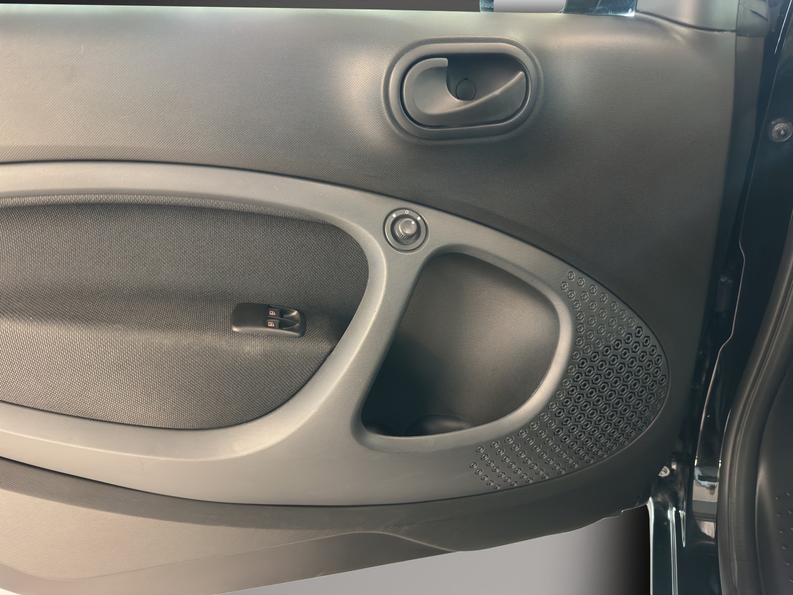 SMART fortwo EQ-image-11