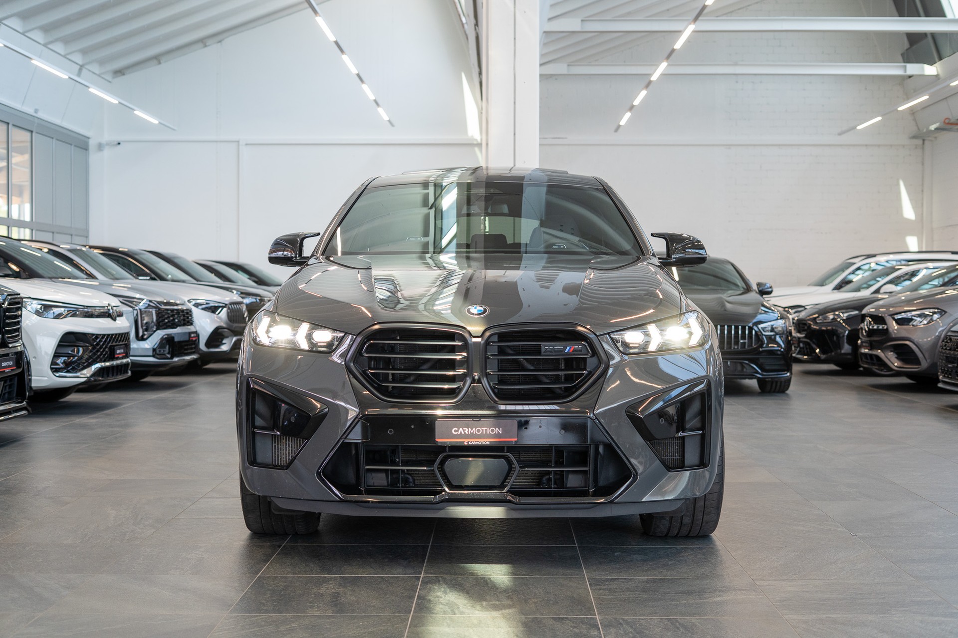 BMW X6 M Competition / Panorama-Schiebedach / Head-Up Display / 360° Kamera / Bowers & Wilkins Sound-showroom-element-1