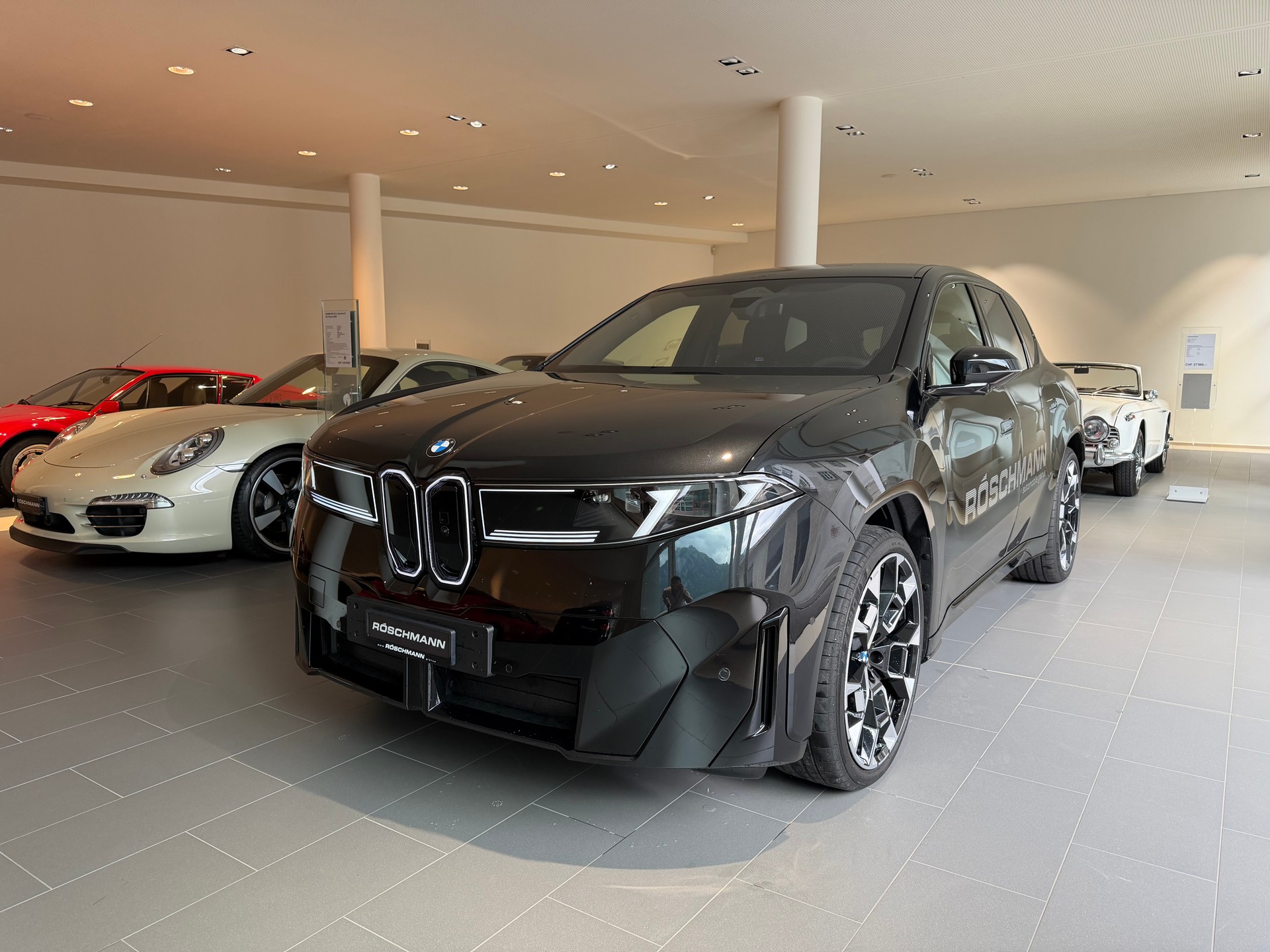 BMW iX3 50 xDrive M Sport Pro-showroom-element-1