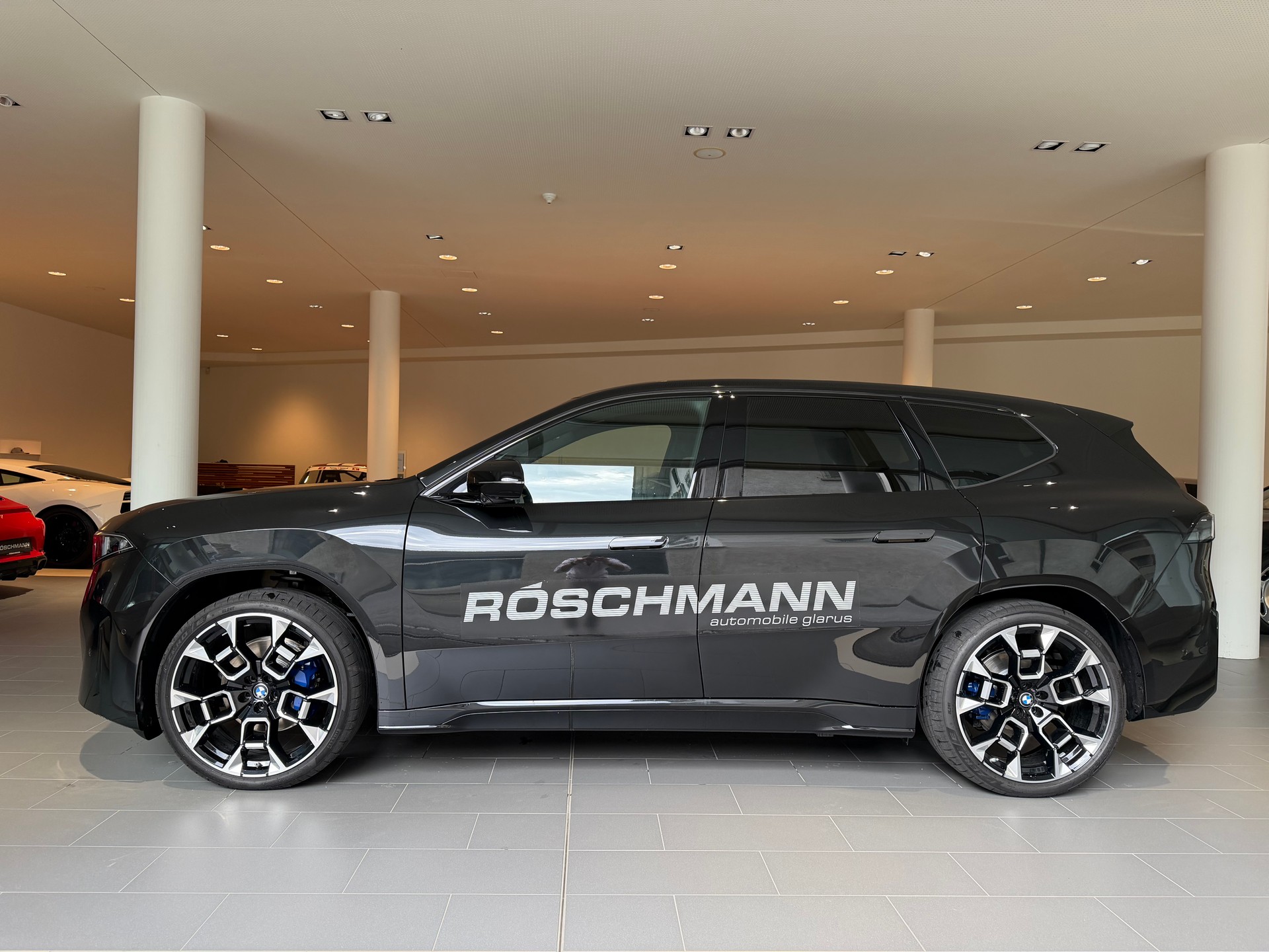 BMW iX3 50 xDrive M Sport Pro-showroom-element-2