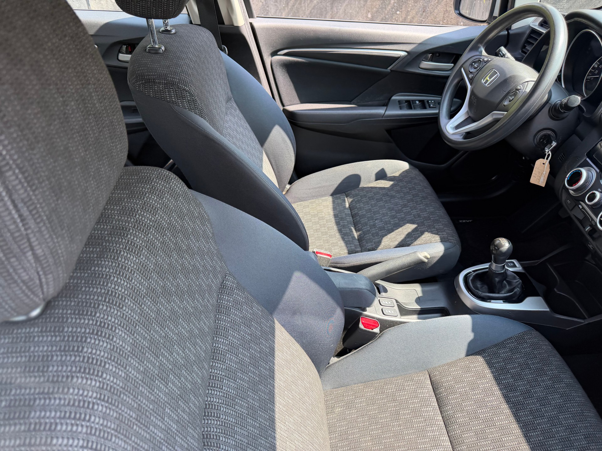 HONDA Jazz 1.3i-VTEC Elegance-image-4