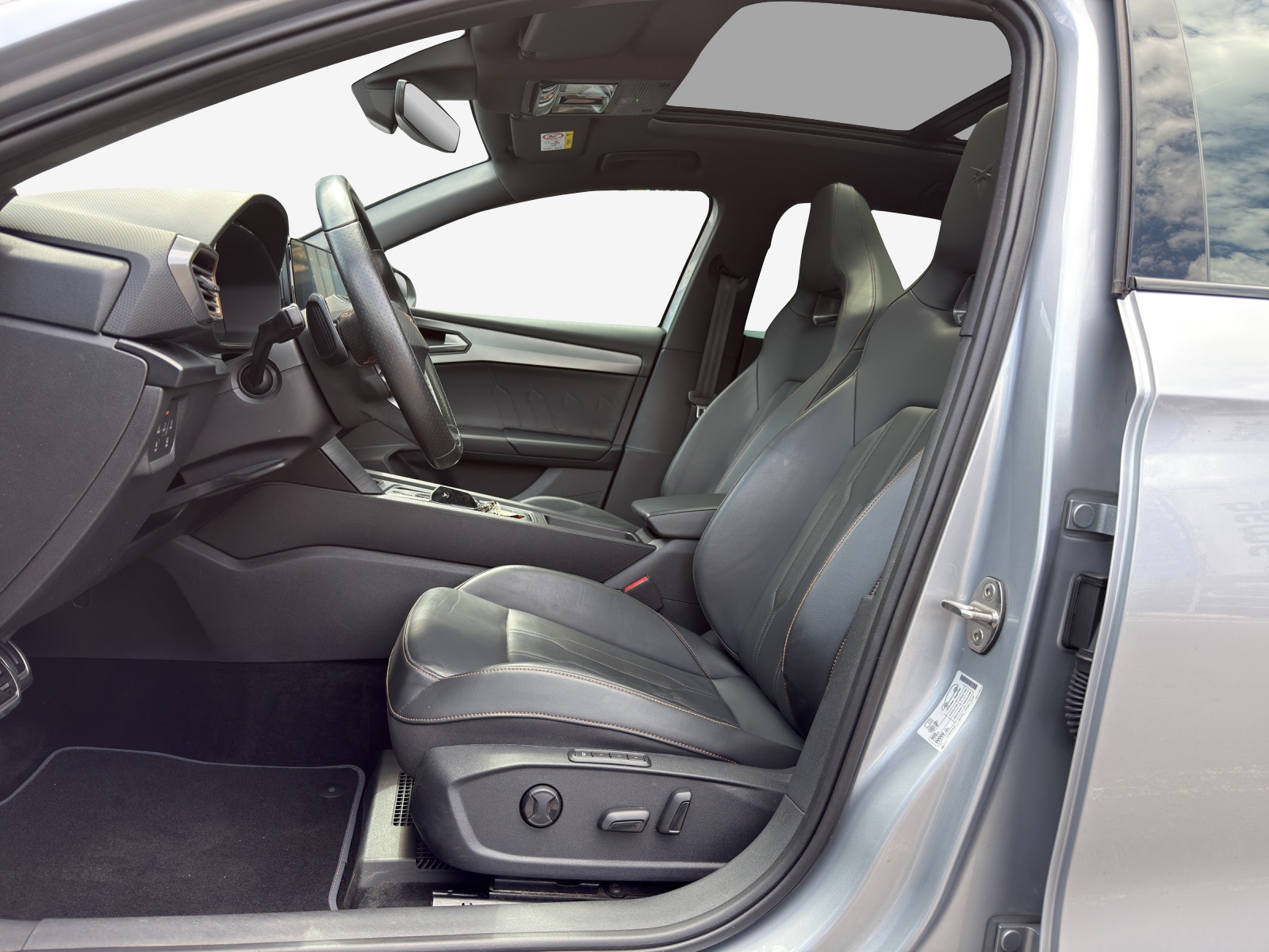 CUPRA LEON ST 2.0 TSI VZ DSG 4Drive-image-7