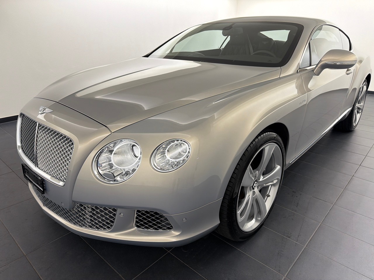 BENTLEY Continental GT 6.0 W12-image-0