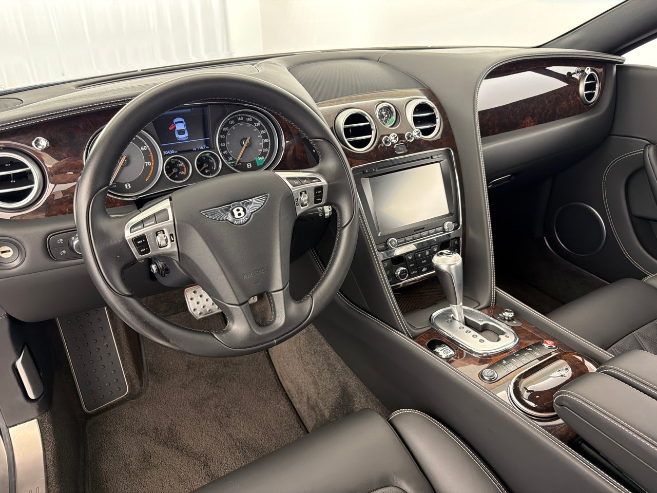 BENTLEY Continental GT 6.0 W12-image-6
