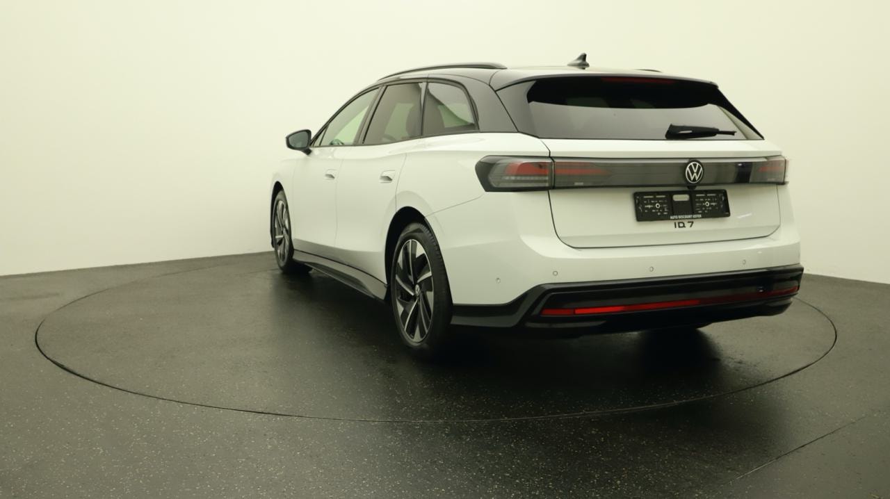 VW ID.7 Tourer Pro 77 kWh Limited-image-3