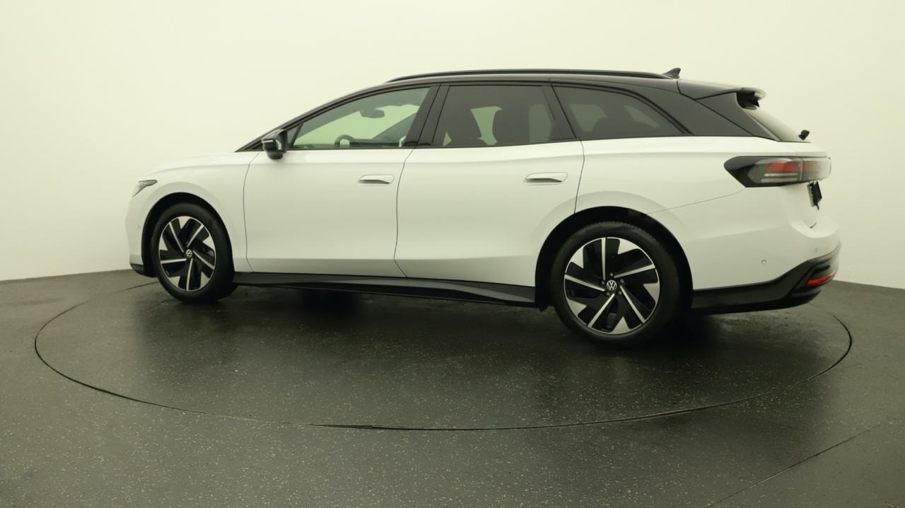 VW ID.7 Tourer Pro 77 kWh Limited-image-2