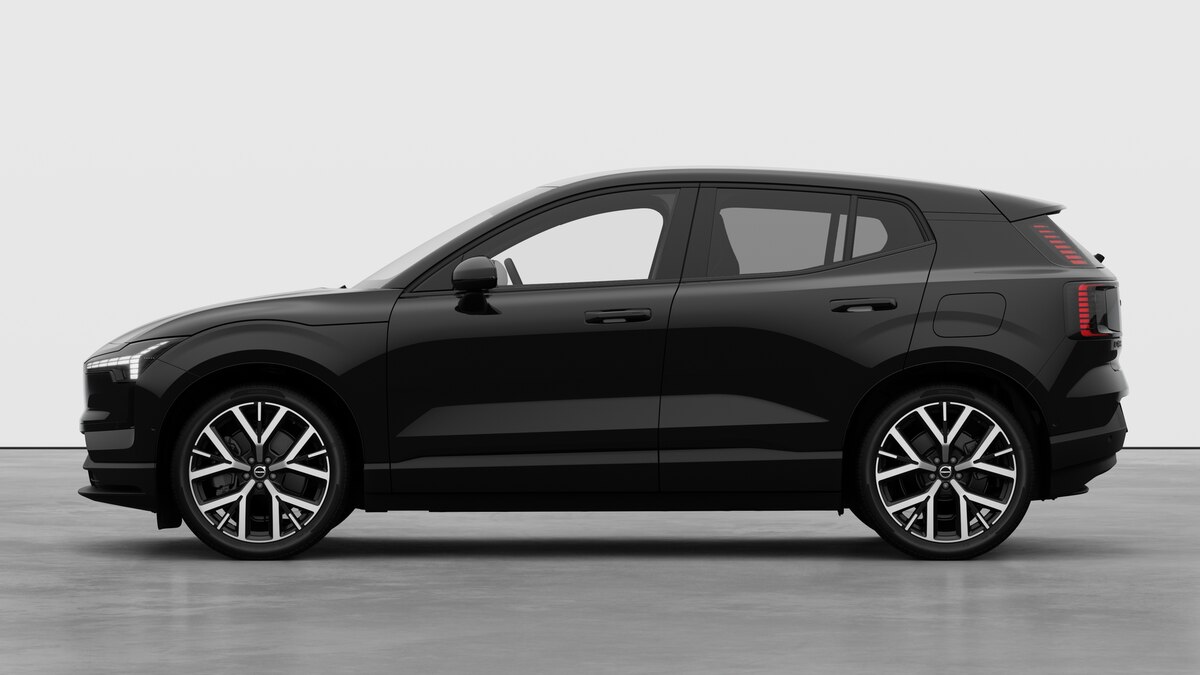 VOLVO EX 30 E60 Twin Ultra Performance Sw. Black Ed. AWD-image-2