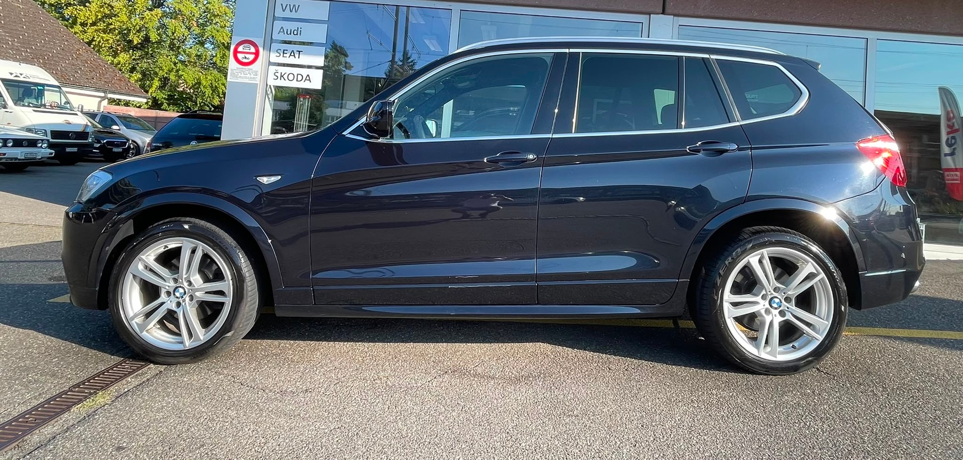 BMW X3 xDrive 35d Steptronic M-Sportpaket AHK 2400kg-image-0