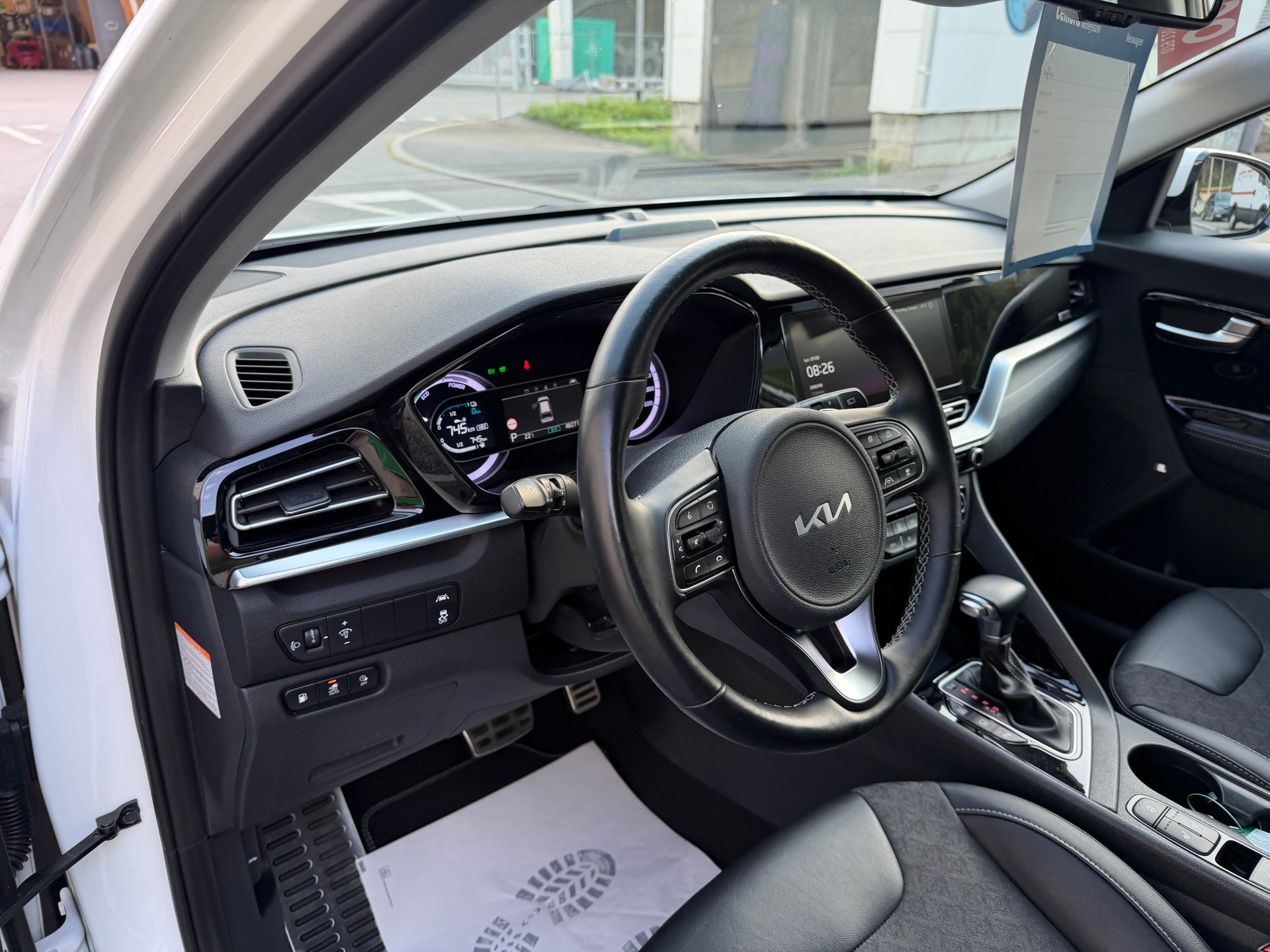 KIA Niro 1.6GDi Plug-in Hybrid Power DCT VÉHICULE SOIGNÉ-image-20