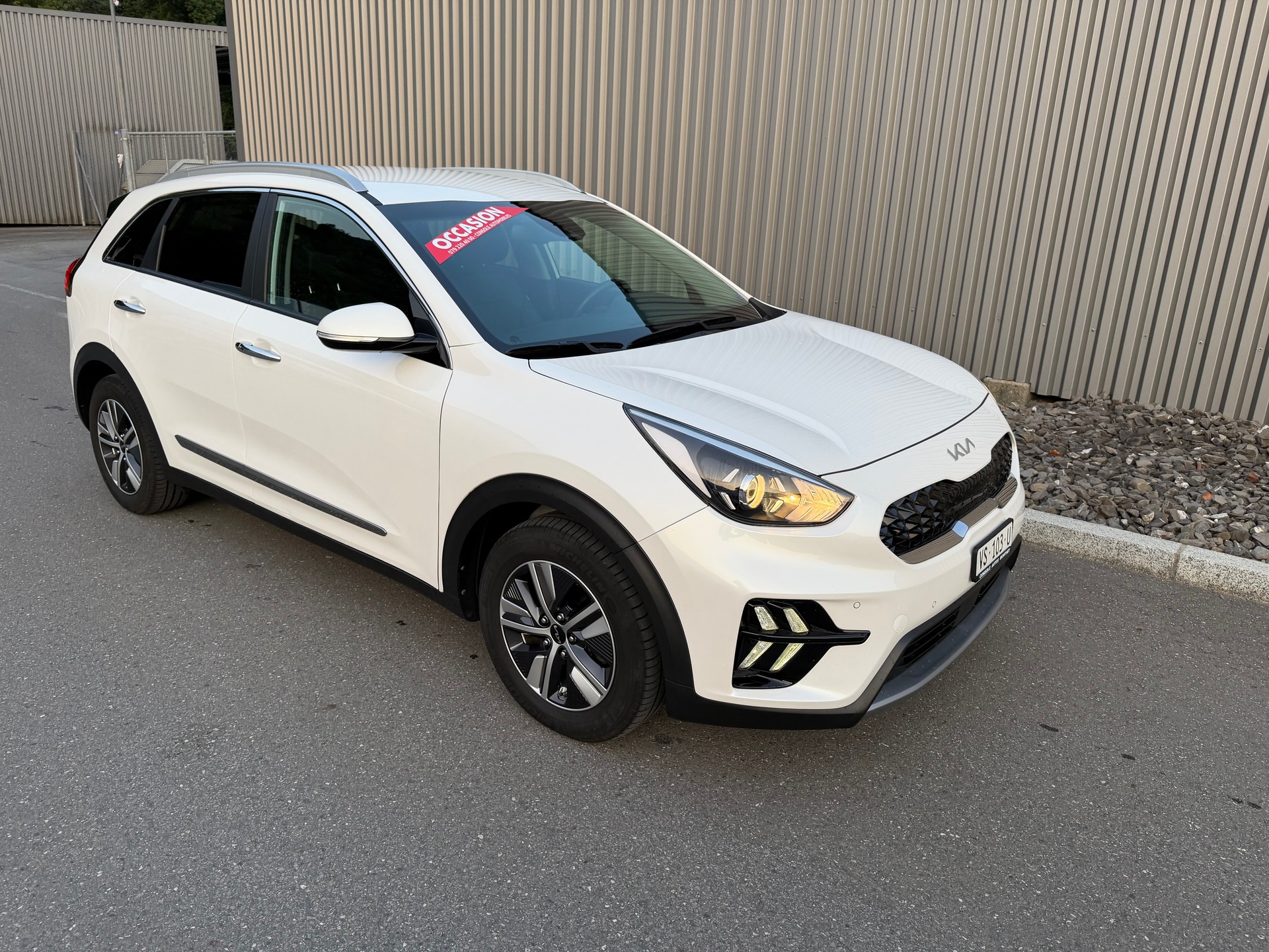 KIA Niro 1.6GDi Plug-in Hybrid Power DCT VÉHICULE SOIGNÉ-image-9
