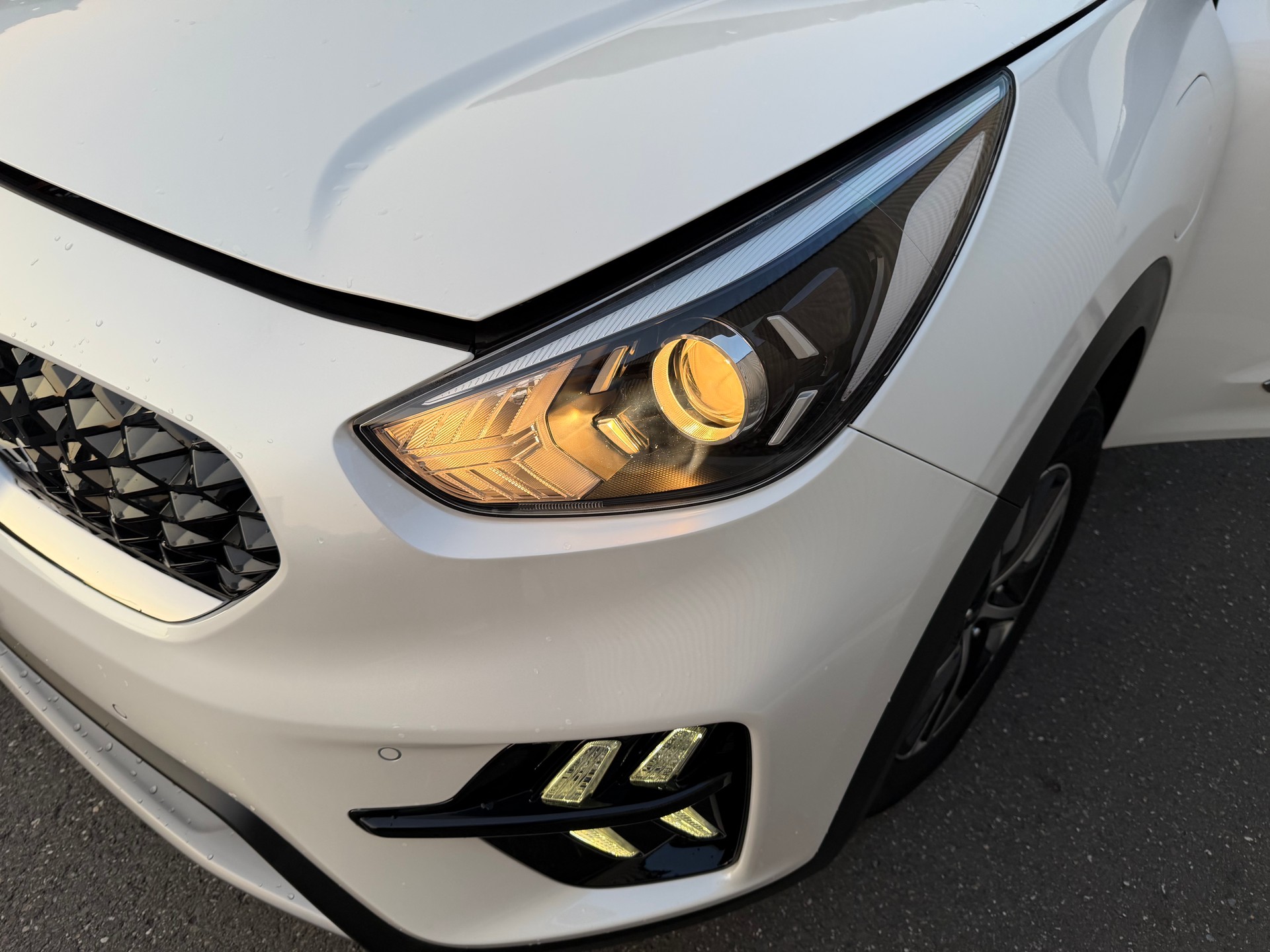 KIA Niro 1.6GDi Plug-in Hybrid Power DCT VÉHICULE SOIGNÉ-image-49