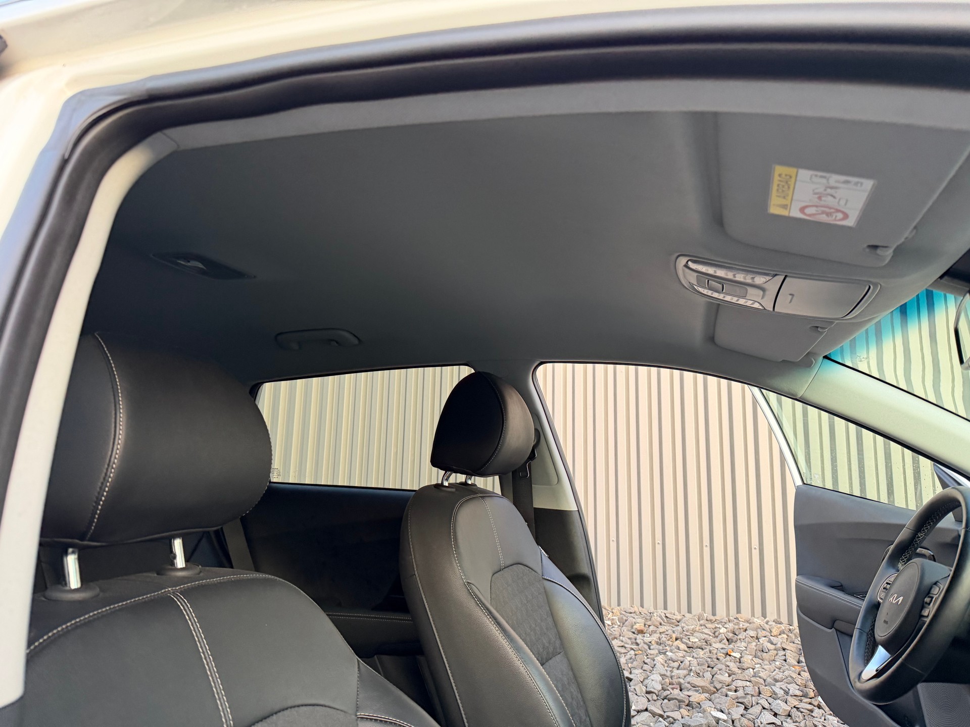 KIA Niro 1.6GDi Plug-in Hybrid Power DCT VÉHICULE SOIGNÉ-image-24