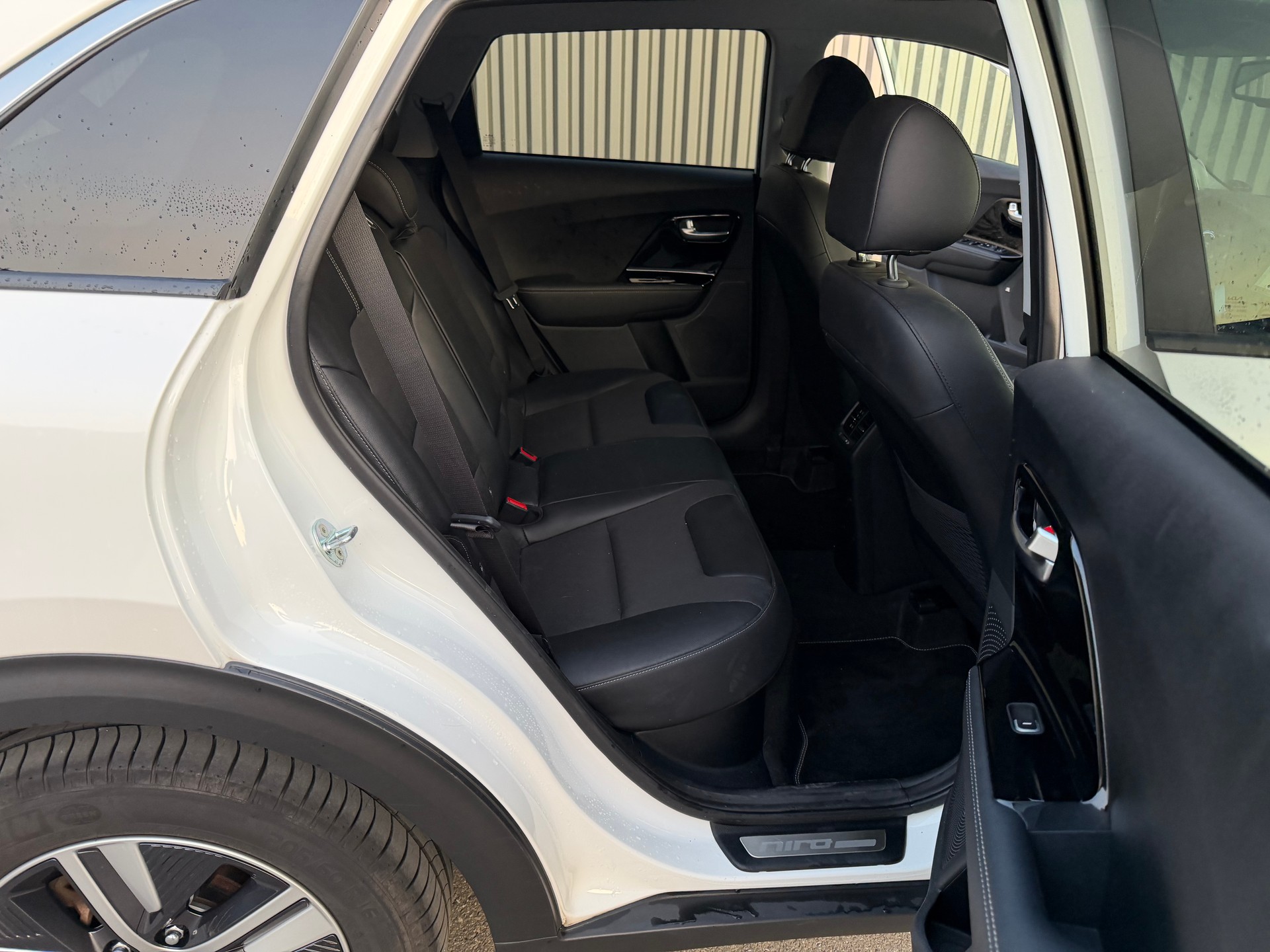 KIA Niro 1.6GDi Plug-in Hybrid Power DCT VÉHICULE SOIGNÉ-image-25
