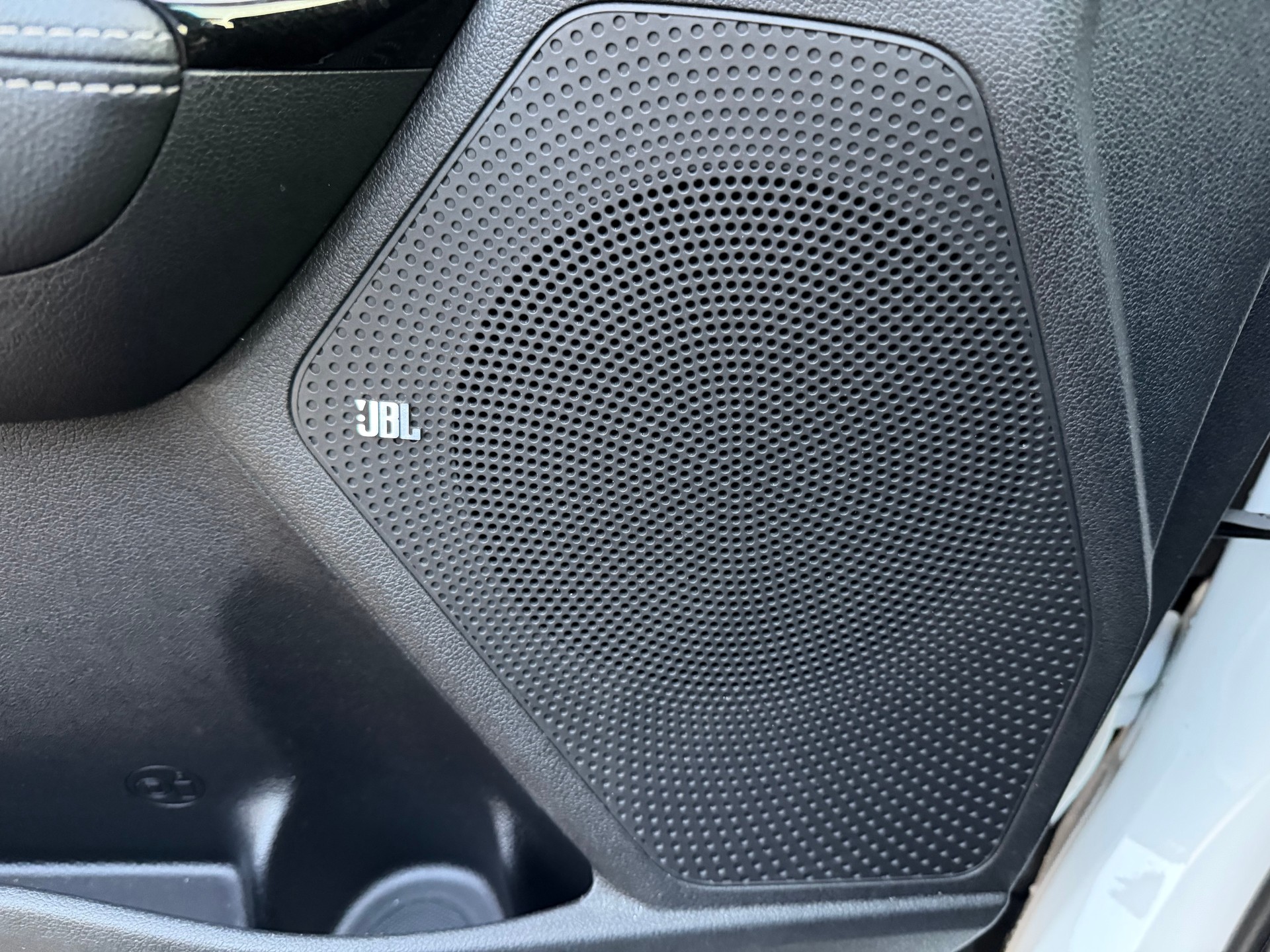 KIA Niro 1.6GDi Plug-in Hybrid Power DCT VÉHICULE SOIGNÉ-image-42