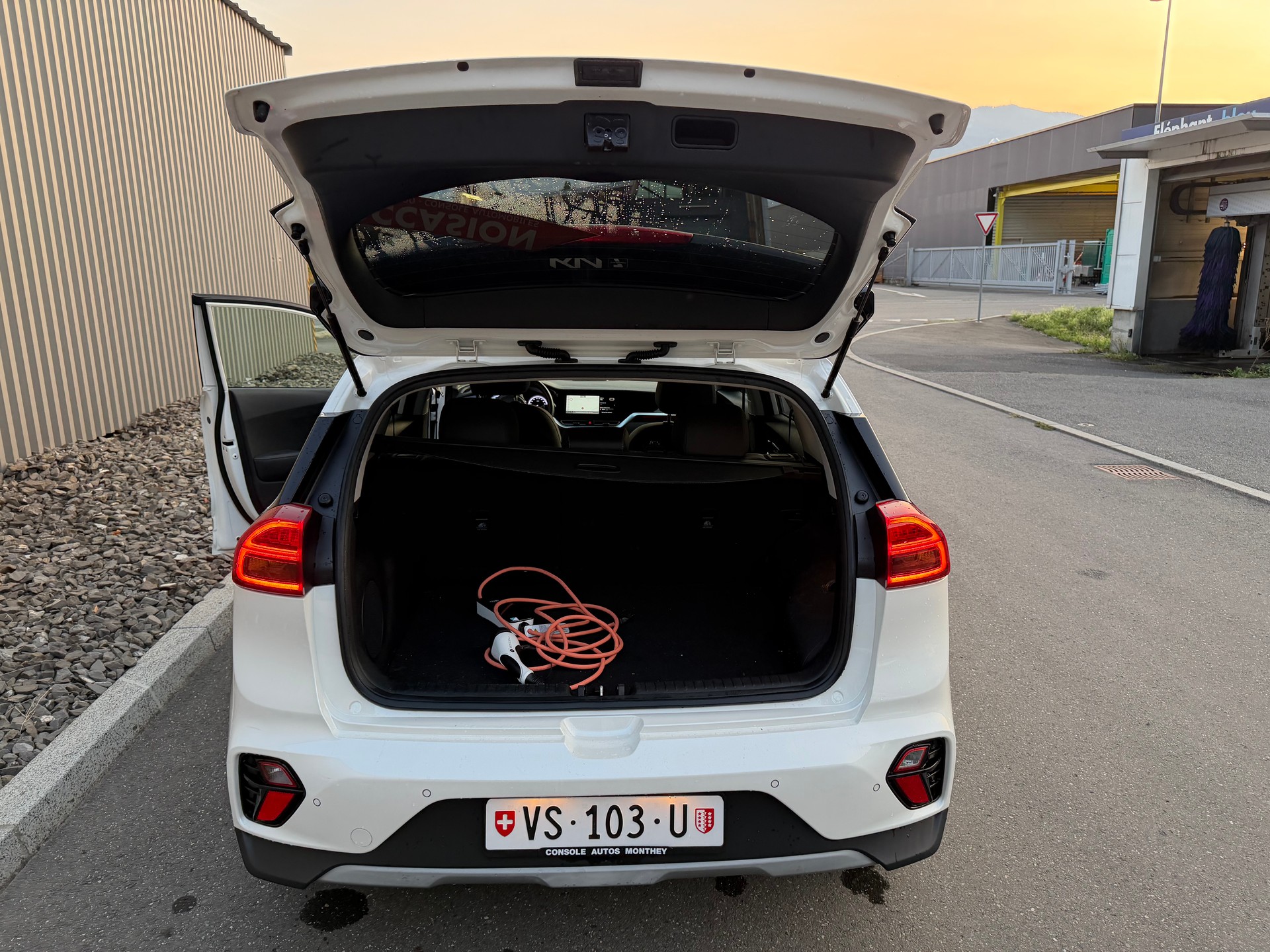 KIA Niro 1.6GDi Plug-in Hybrid Power DCT VÉHICULE SOIGNÉ-image-43