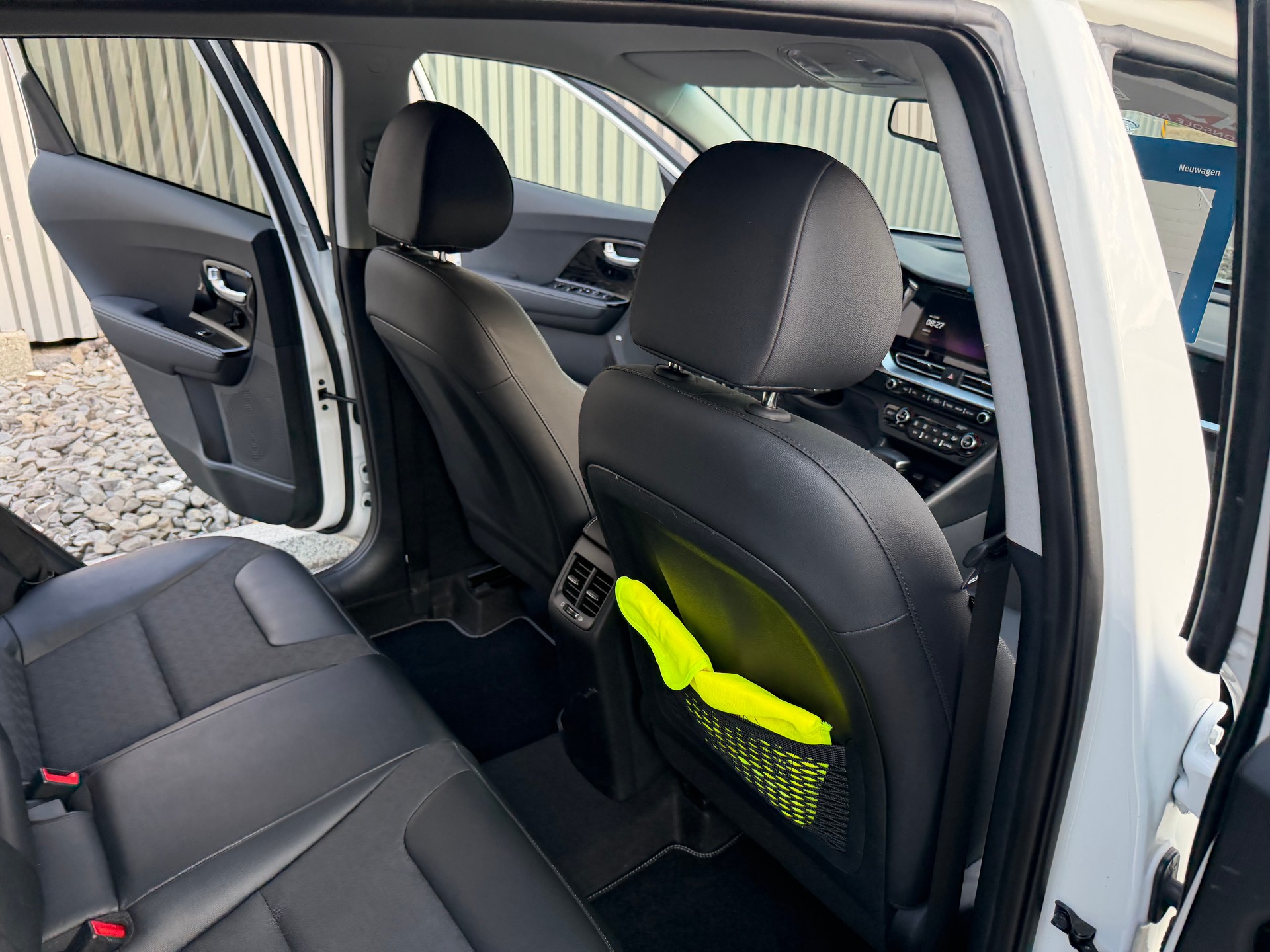 KIA Niro 1.6GDi Plug-in Hybrid Power DCT VÉHICULE SOIGNÉ-image-35