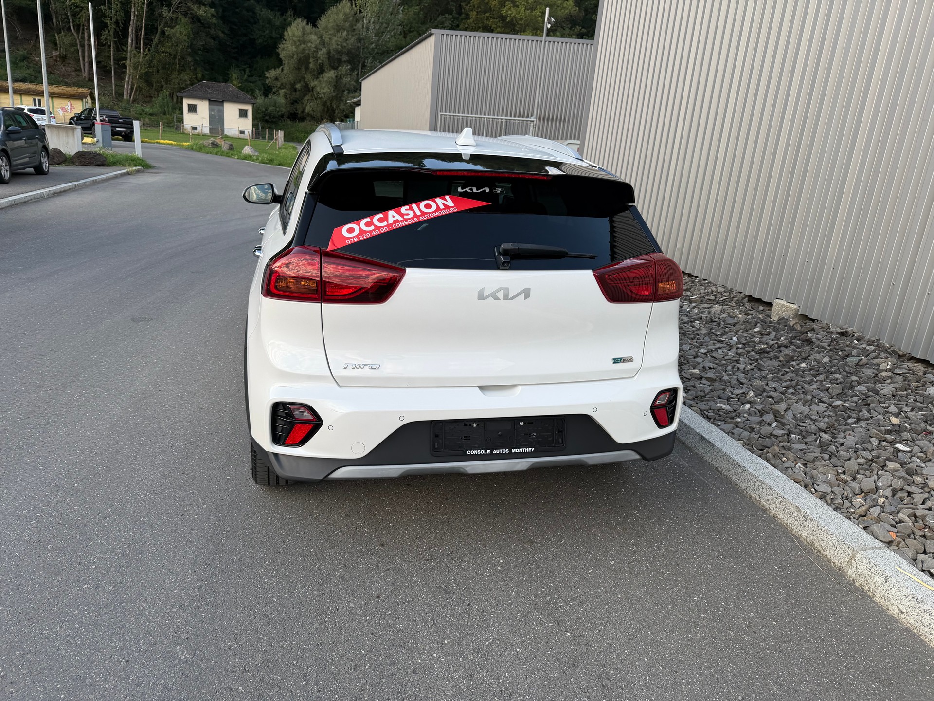 KIA Niro 1.6GDi Plug-in Hybrid Power DCT VÉHICULE SOIGNÉ-image-5