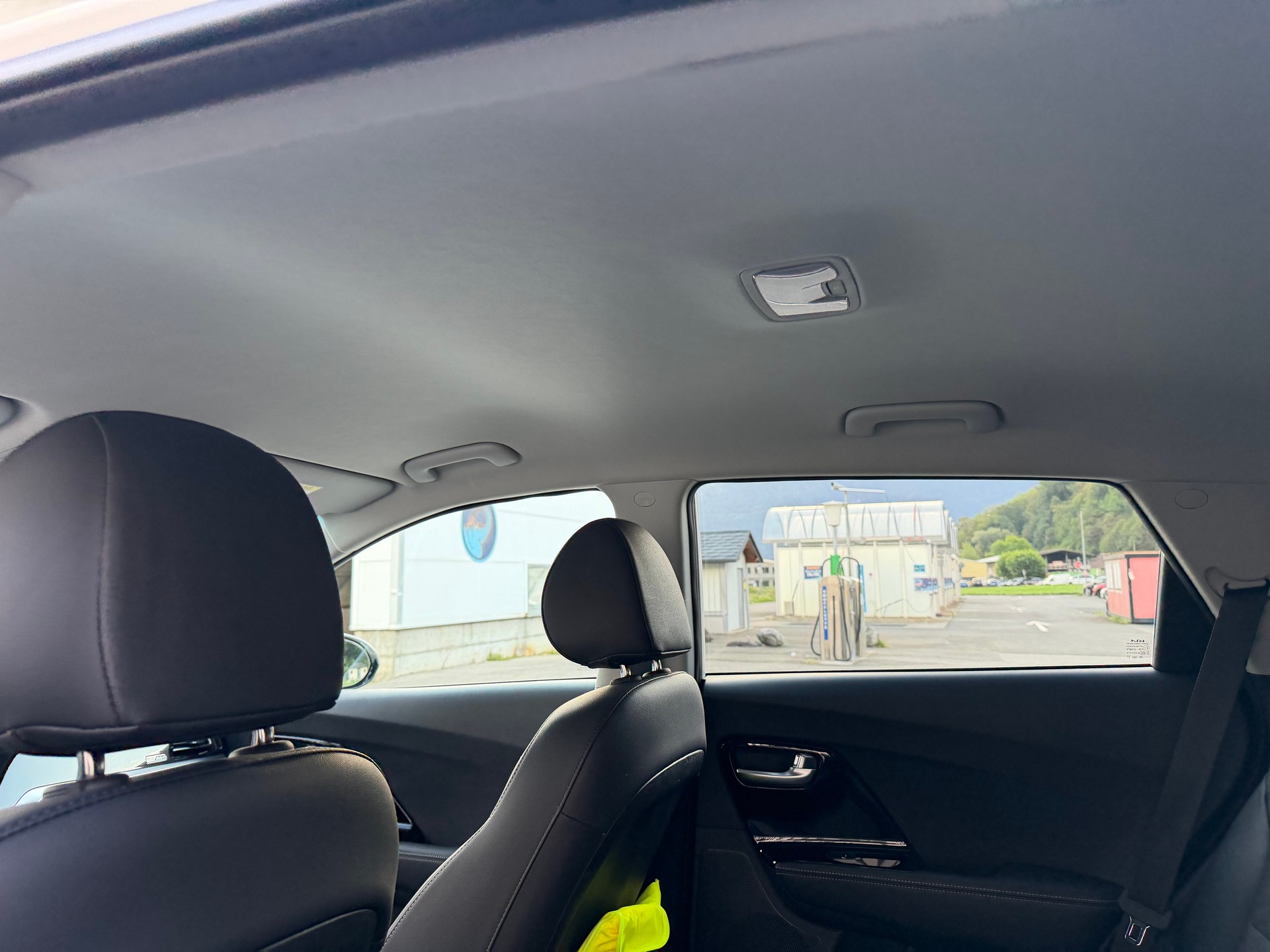 KIA Niro 1.6GDi Plug-in Hybrid Power DCT VÉHICULE SOIGNÉ-image-26