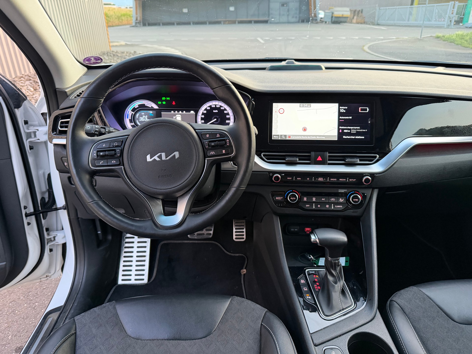 KIA Niro 1.6GDi Plug-in Hybrid Power DCT VÉHICULE SOIGNÉ-image-31