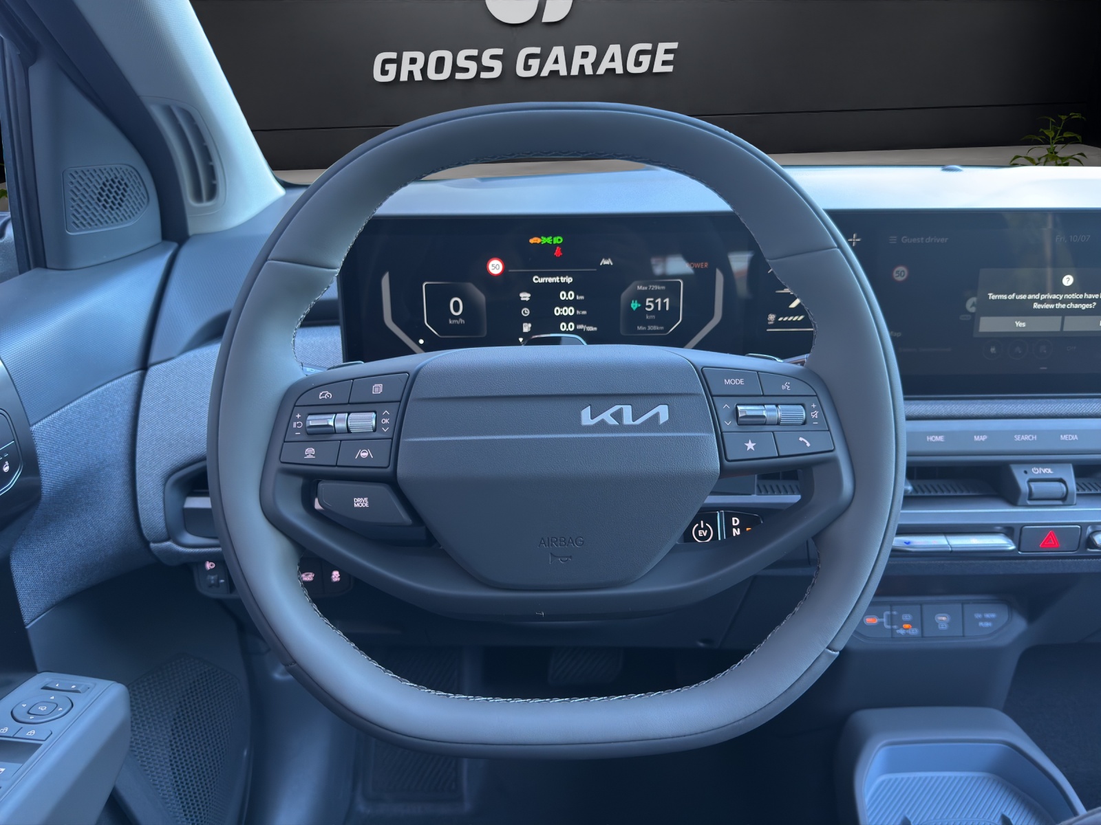 KIA EV3 81 kWh Earth+-image-12