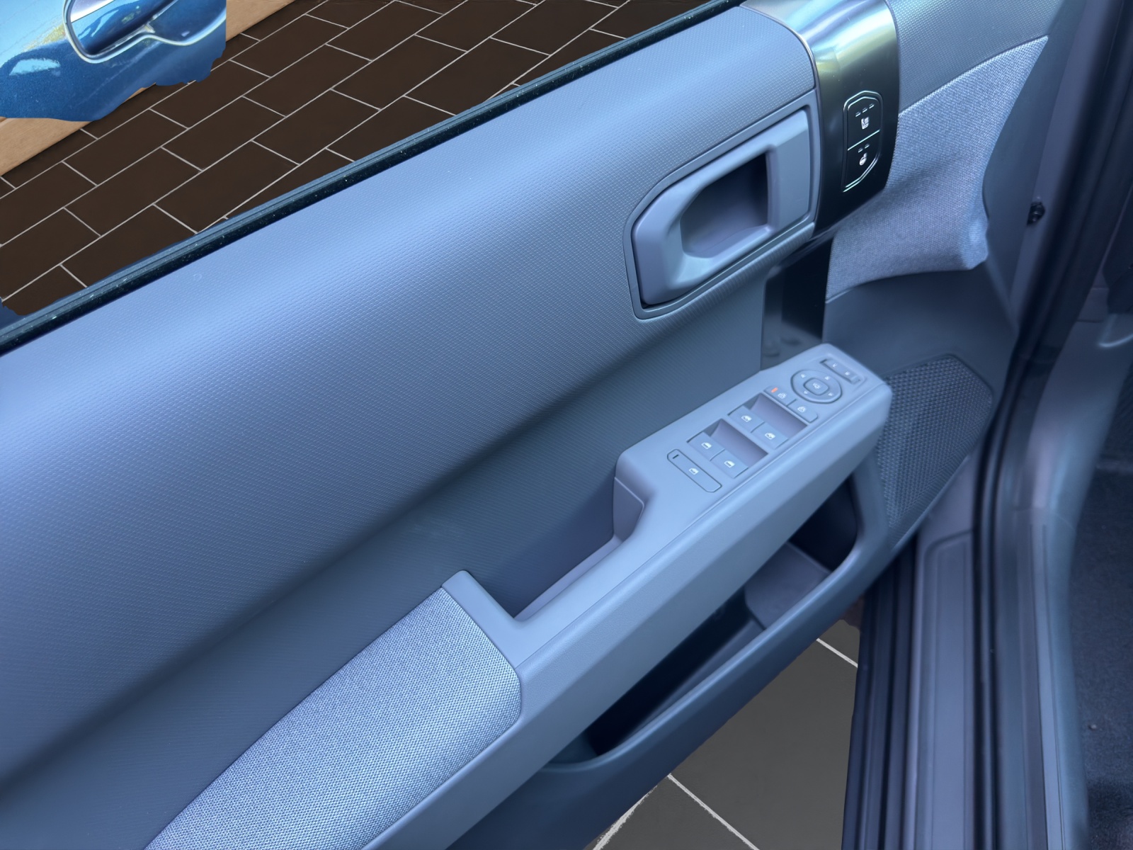 KIA EV3 81 kWh Earth+-image-14