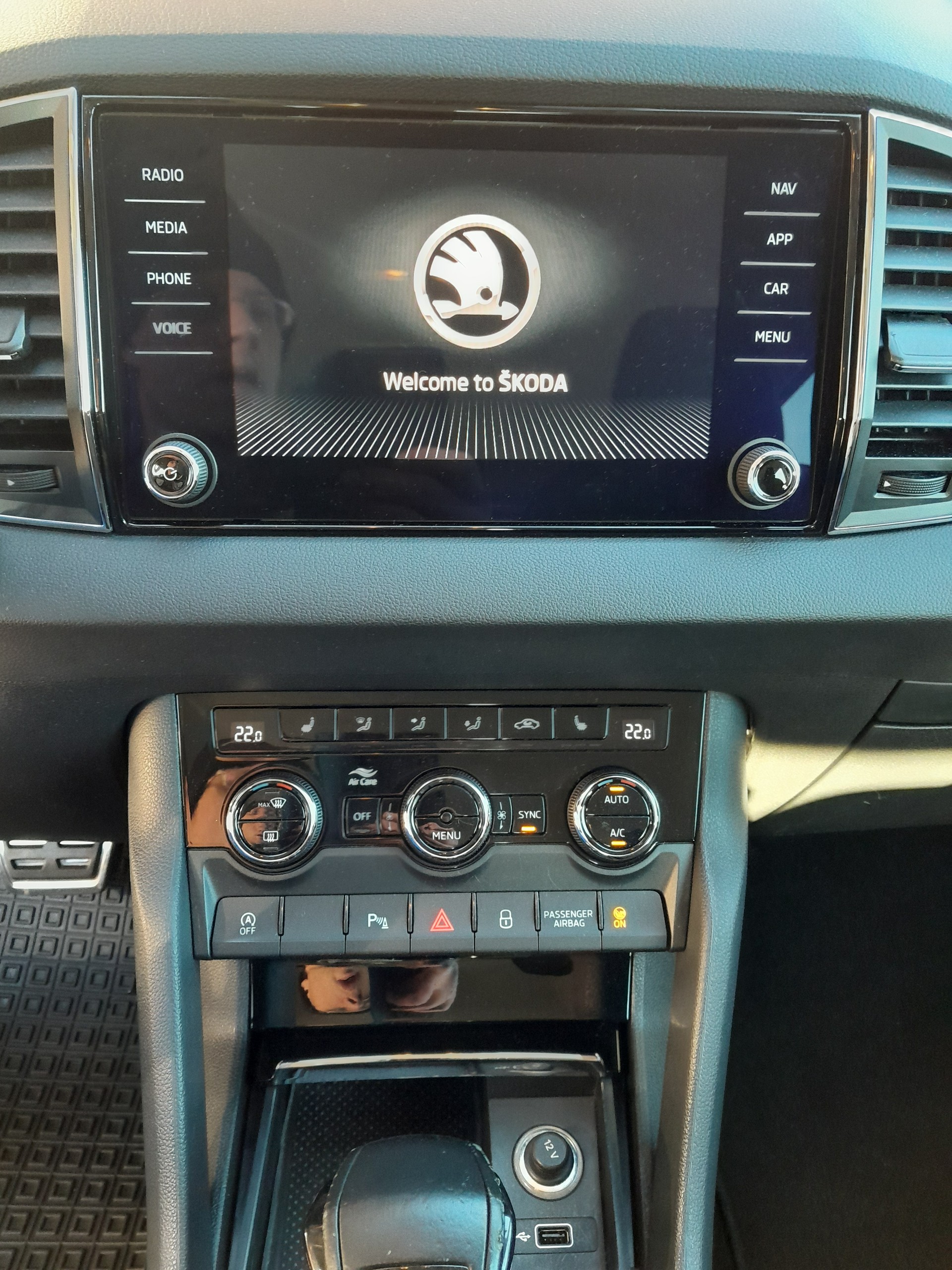 SKODA Karoq 2.0 TDI CR Ambition 4x4 DSG-image-11