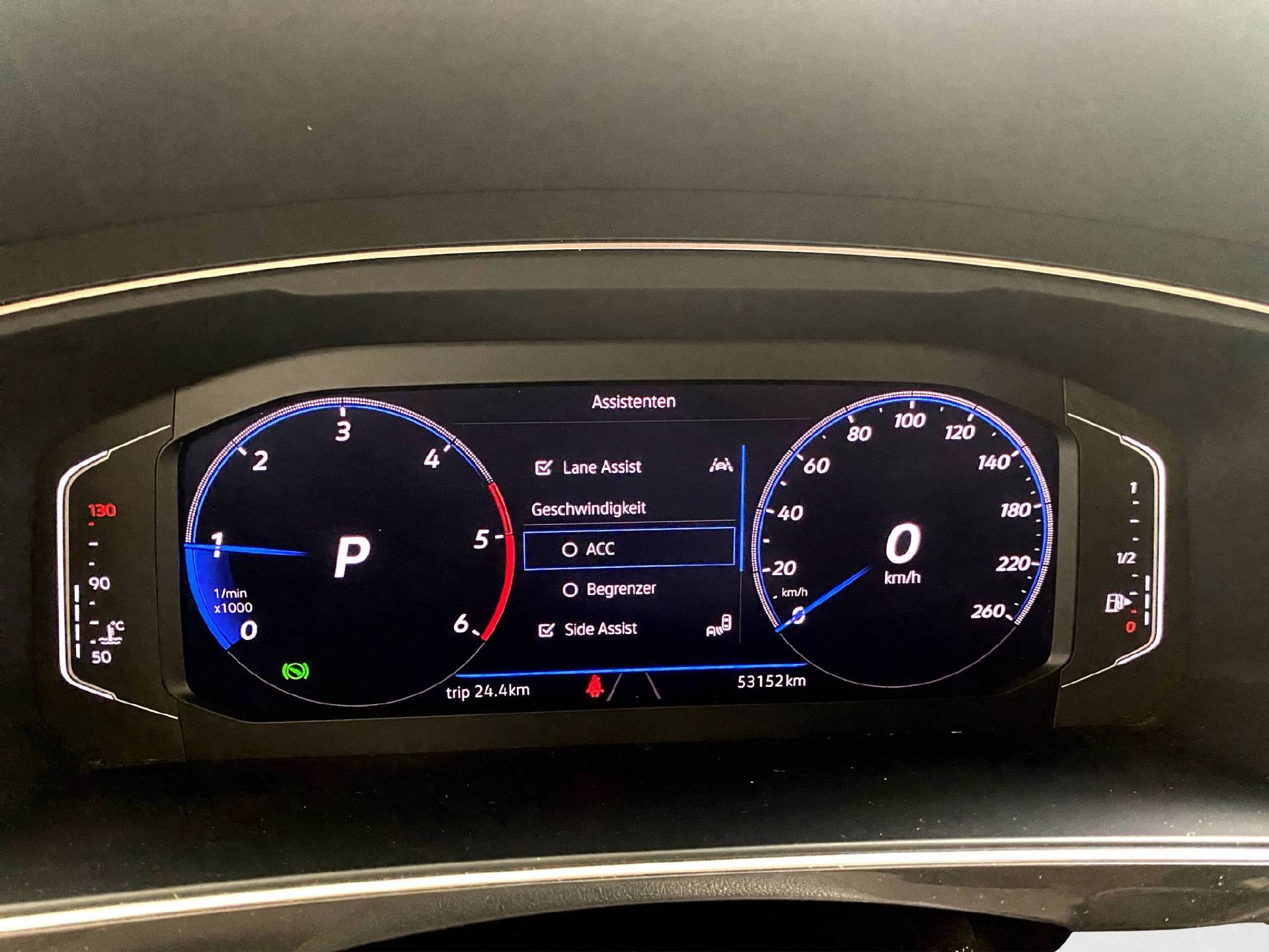 VW Tiguan 2.0 TDI SCR R-Line DSG-image-8