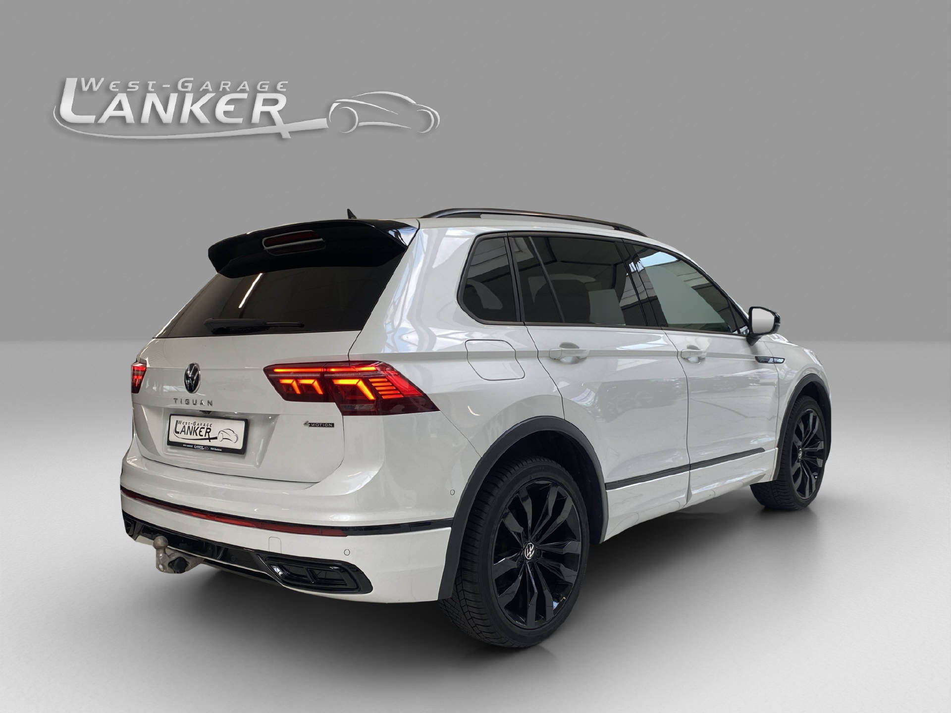 VW Tiguan 2.0 TDI SCR R-Line DSG-showroom-element-3