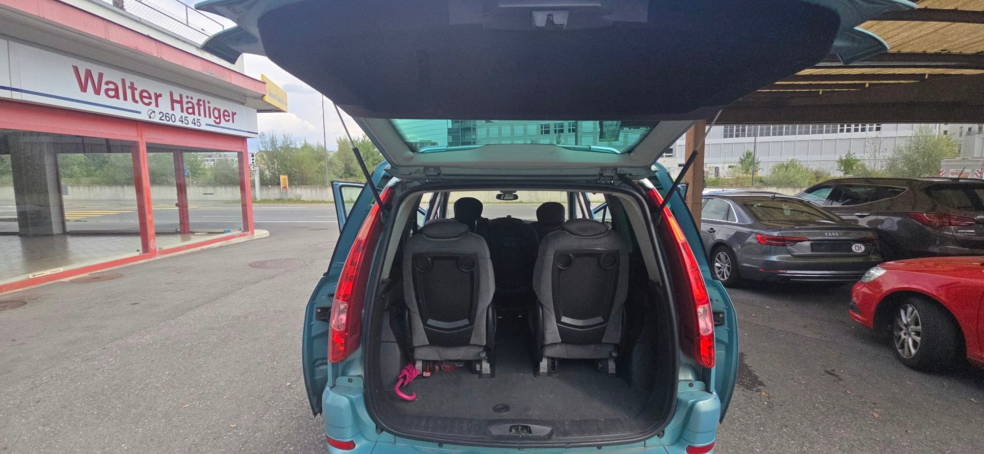 CITROEN C8 2.2 16V HDi Exclusive-image-11