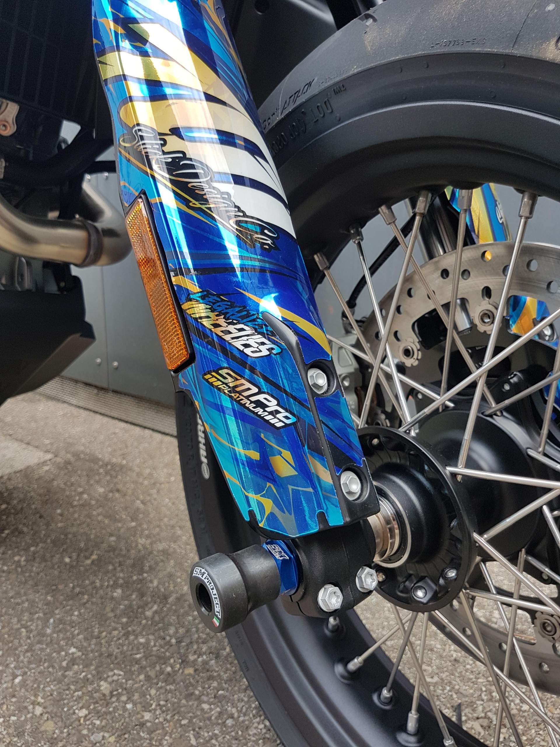 HUSQVARNA 701 Supermoto (35kW)-image-6